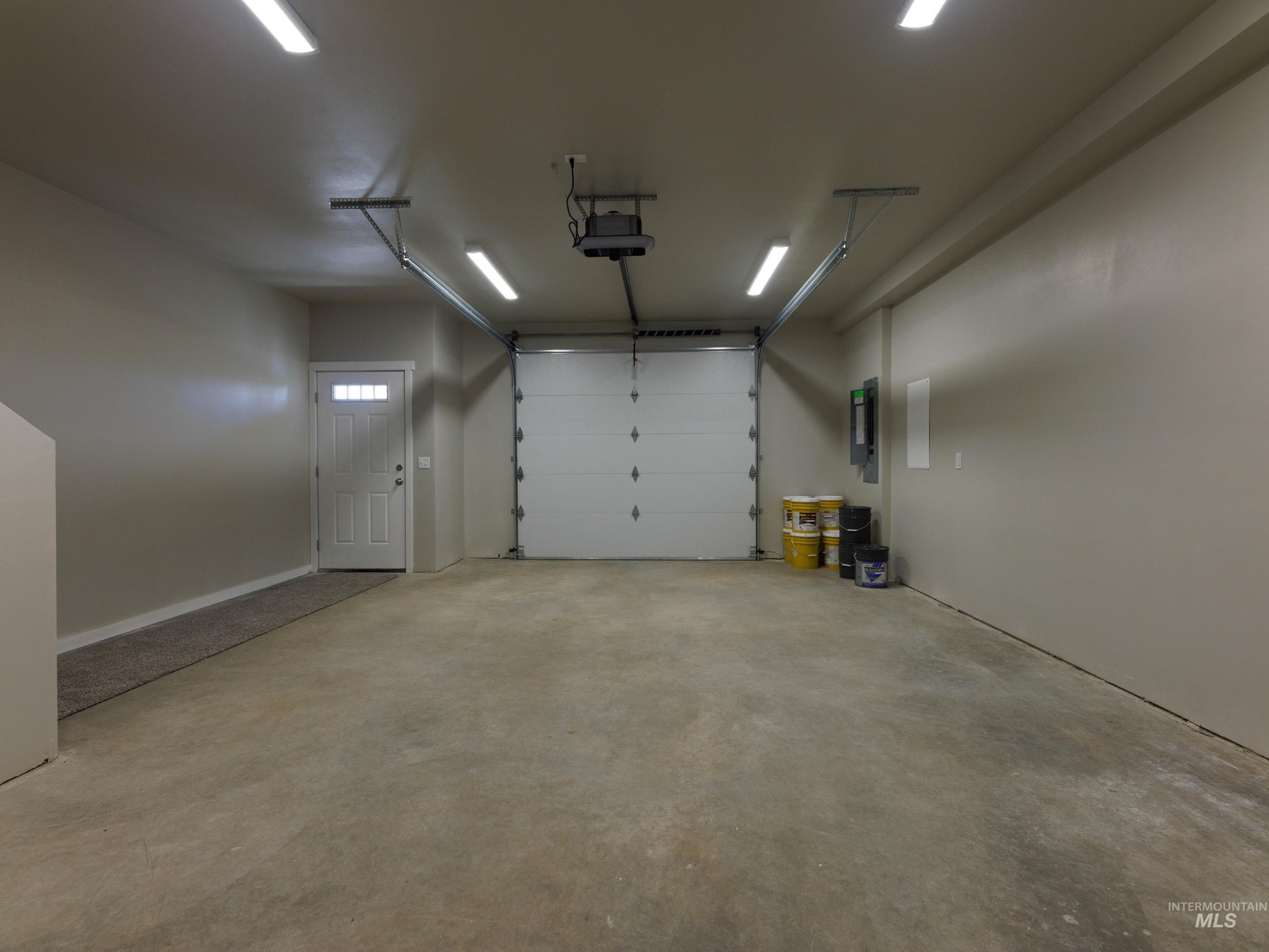 102 Highline Lane, Potlatch, Idaho 83855-0000, 4 Bedrooms, 3.5 Bathrooms, Residential For Sale, Price $344,900,MLS 98935864