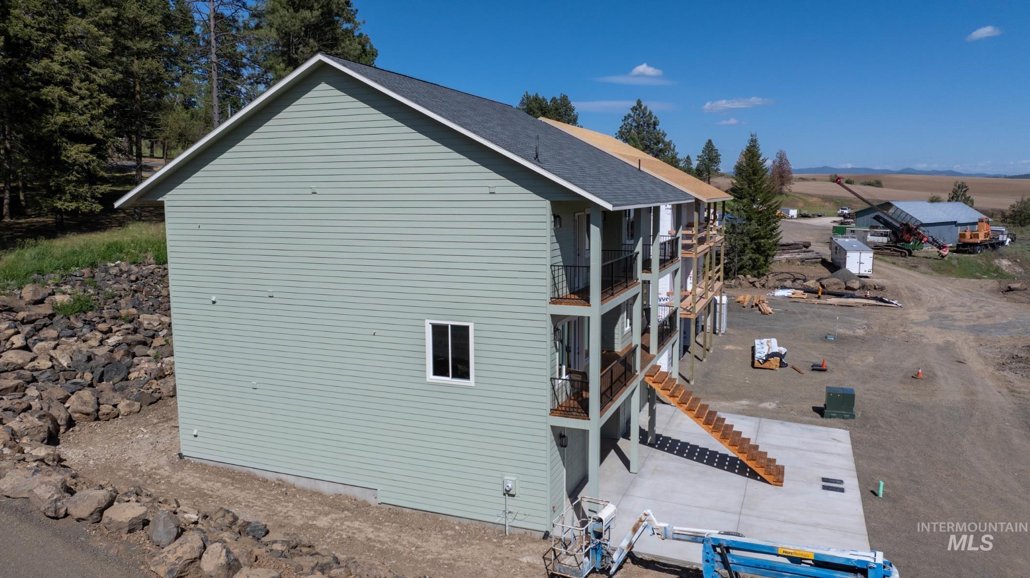 102 Highline Lane, Potlatch, Idaho 83855-0000, 4 Bedrooms, 3.5 Bathrooms, Residential For Sale, Price $344,900,MLS 98935864