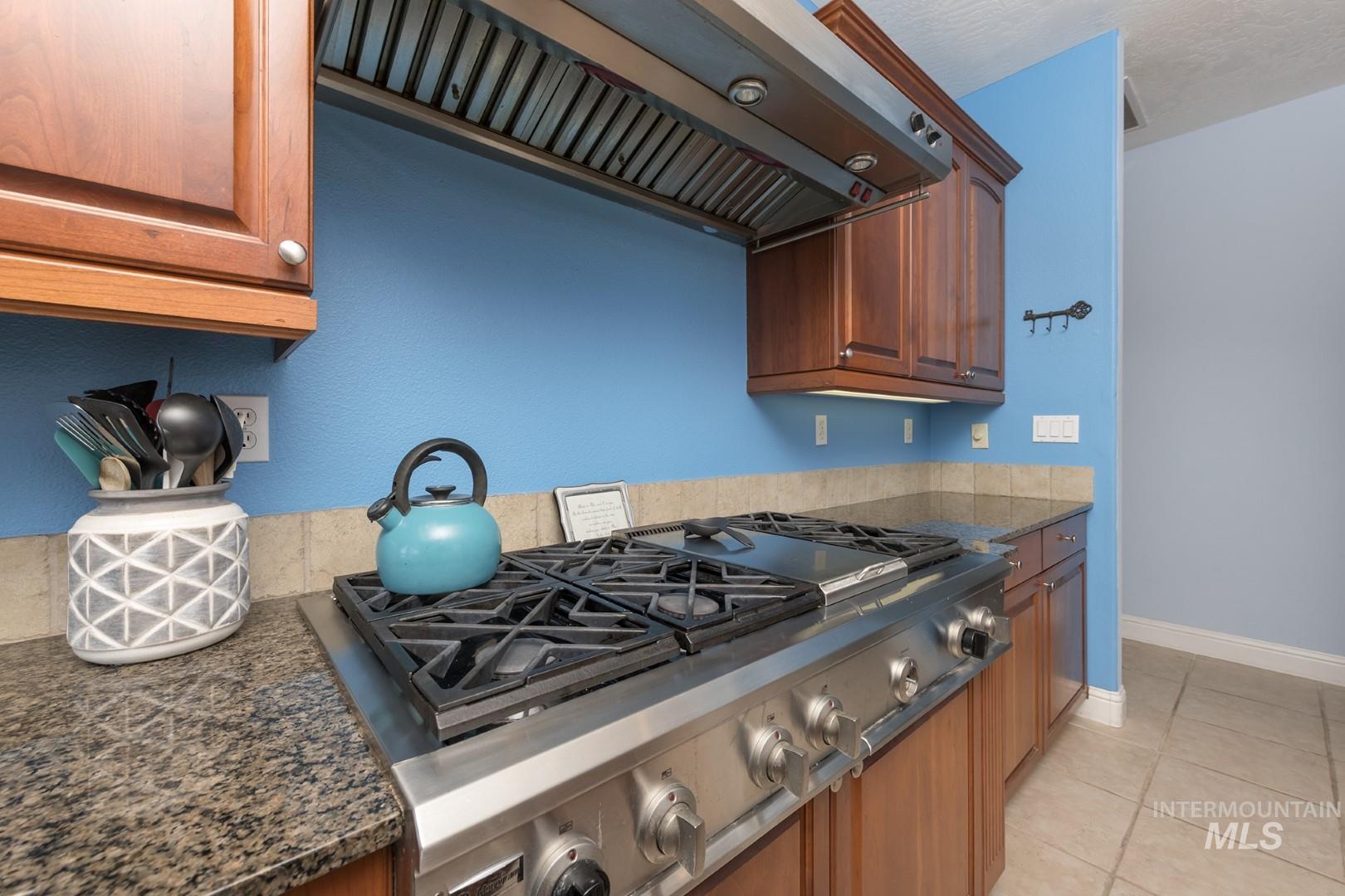 1280 SW 3rd Ave, Fruitland, Idaho 83619, 5 Bedrooms, 3.5 Bathrooms, Residential For Sale, Price $850,000, 98935999