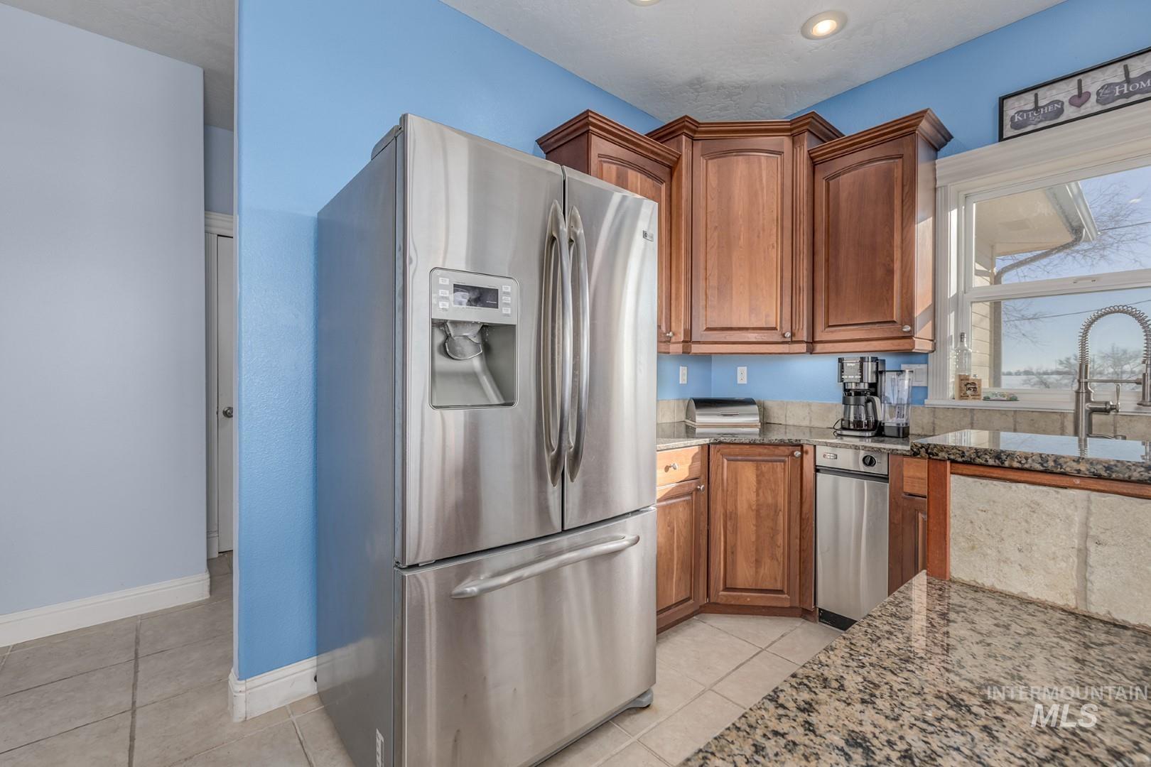 1280 SW 3rd Ave, Fruitland, Idaho 83619, 5 Bedrooms, 3.5 Bathrooms, Residential For Sale, Price $850,000, 98935999