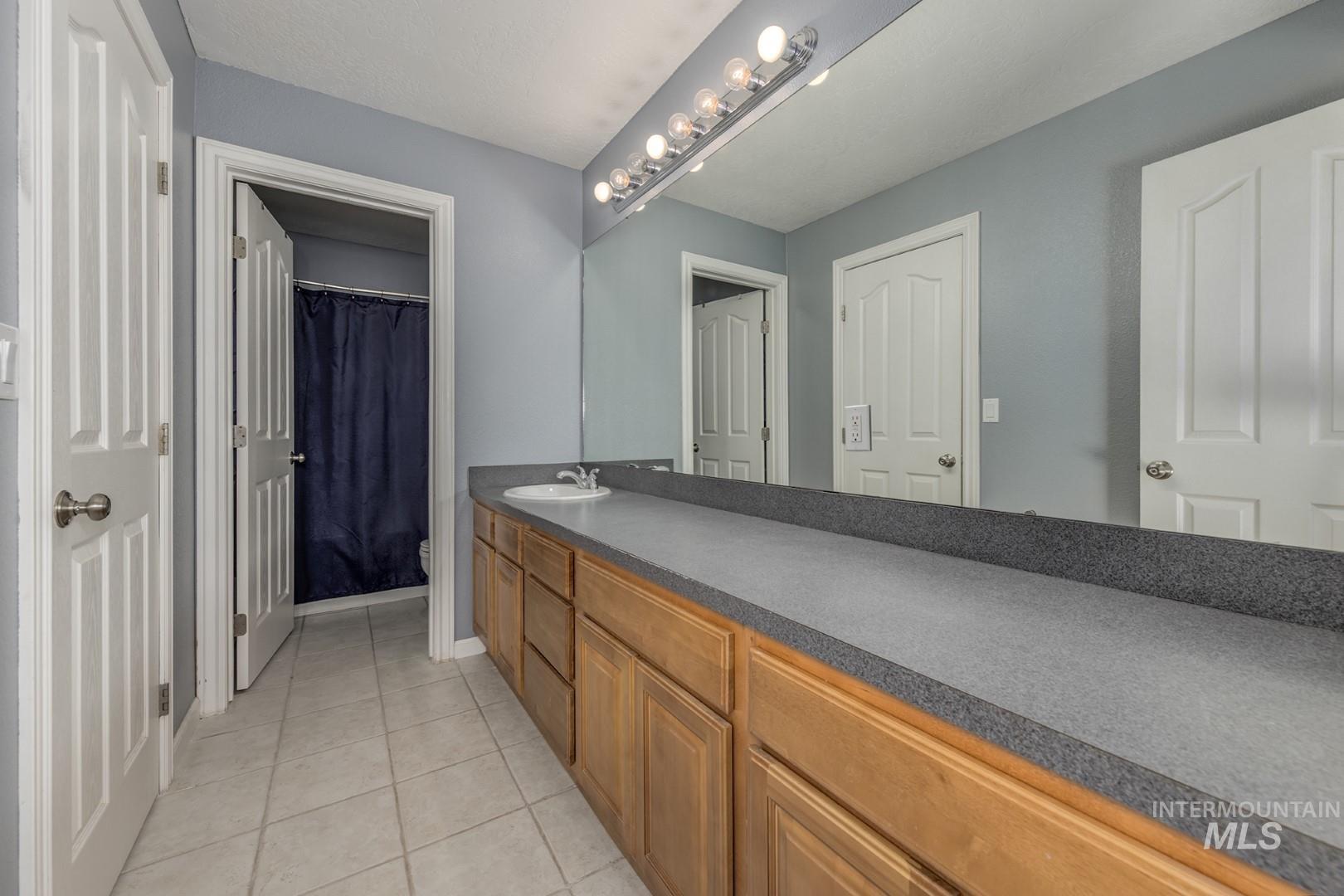 1280 SW 3rd Ave, Fruitland, Idaho 83619, 5 Bedrooms, 3.5 Bathrooms, Residential For Sale, Price $850,000, 98935999