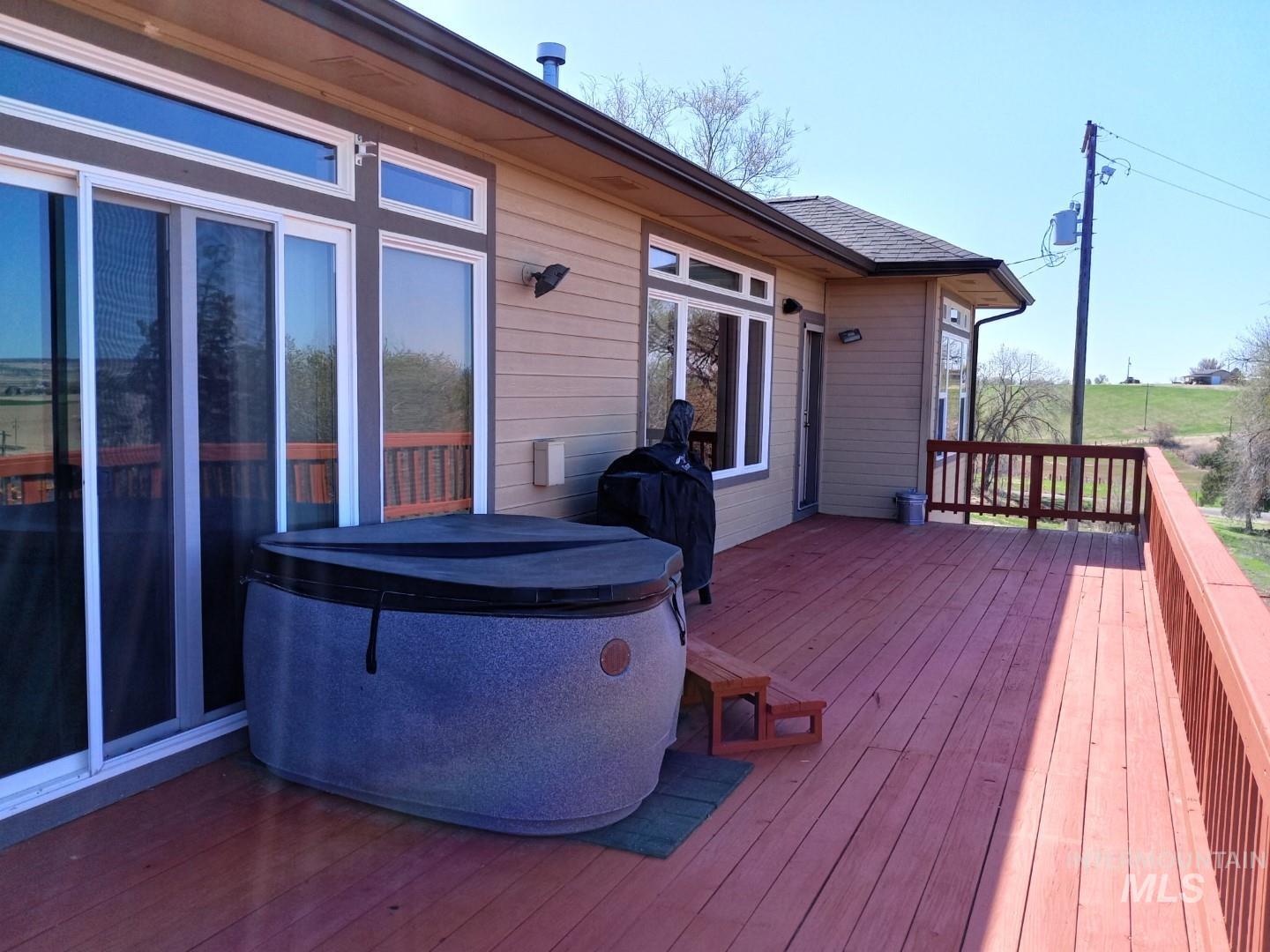 1280 SW 3rd Ave, Fruitland, Idaho 83619, 5 Bedrooms, 3.5 Bathrooms, Residential For Sale, Price $850,000, 98935999