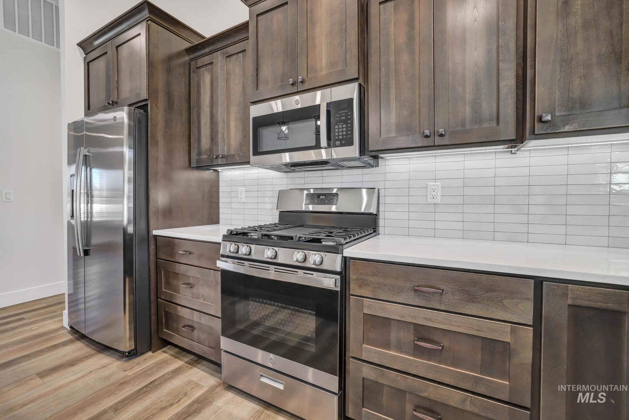 1376 Haizlee Way, Twin Falls, Idaho 83301, 3 Bedrooms, 2 Bathrooms, Residential For Sale, Price $429,900,MLS 98936022