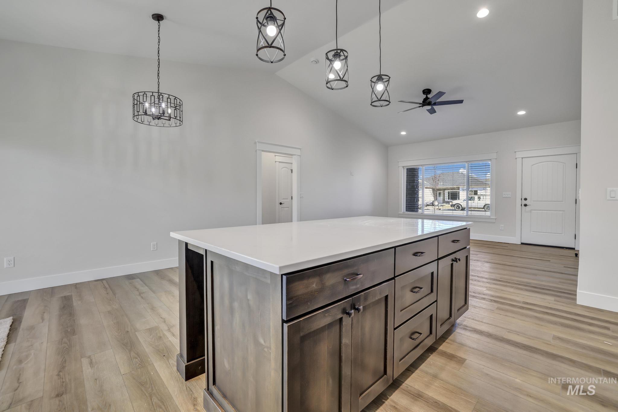 1376 Haizlee Way, Twin Falls, Idaho 83301, 3 Bedrooms, 2 Bathrooms, Residential For Sale, Price $429,900,MLS 98936022