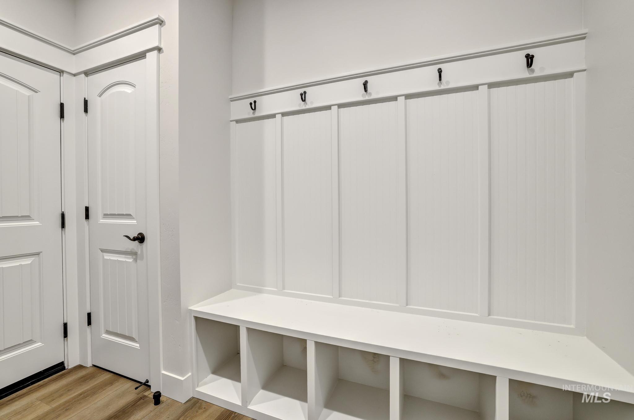 1376 Haizlee Way, Twin Falls, Idaho 83301, 3 Bedrooms, 2 Bathrooms, Residential For Sale, Price $429,900,MLS 98936022