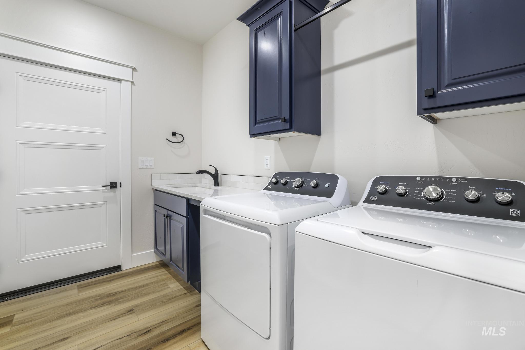 1385 Haizlee Way, Twin Falls, Idaho 83301, 3 Bedrooms, 2 Bathrooms, Residential For Sale, Price $459,900, 98936027