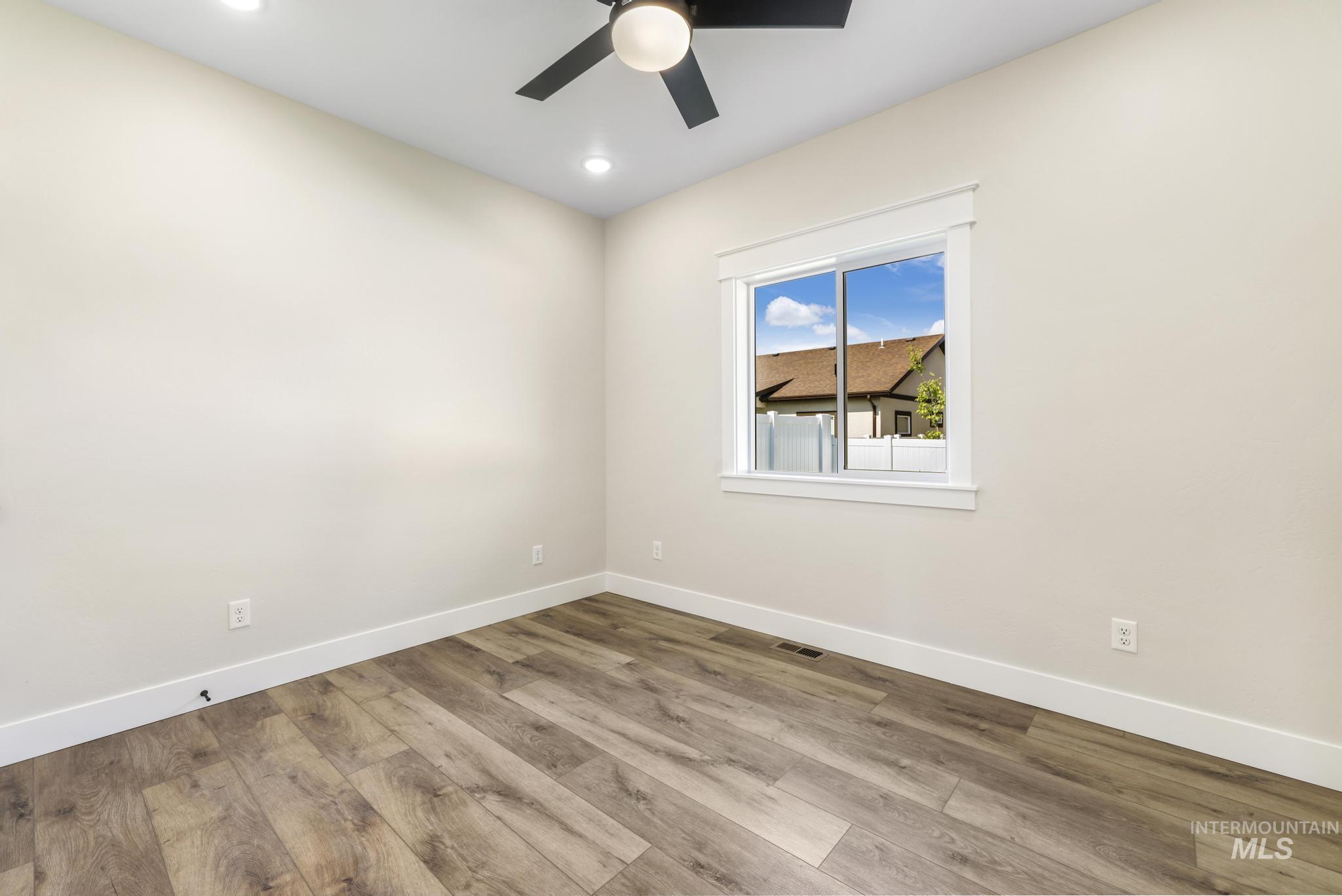 1390 Haizlee Way, Twin Falls, Idaho 83301, 4 Bedrooms, 2 Bathrooms, Residential For Sale, Price $459,900, 98936029