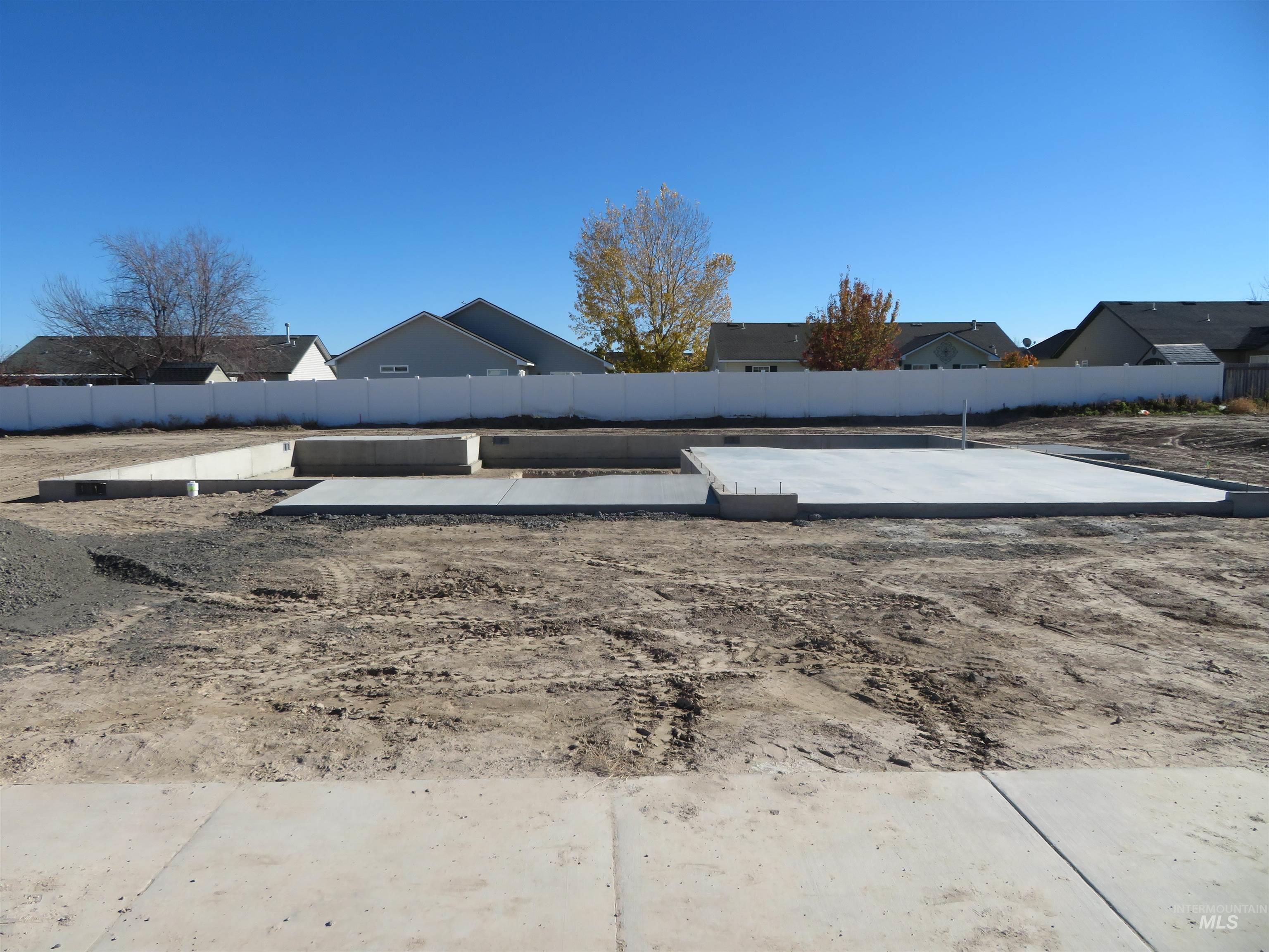 1390 Haizlee Way, Twin Falls, Idaho 83301, 4 Bedrooms, 2 Bathrooms, Residential For Sale, Price $459,900, 98936029