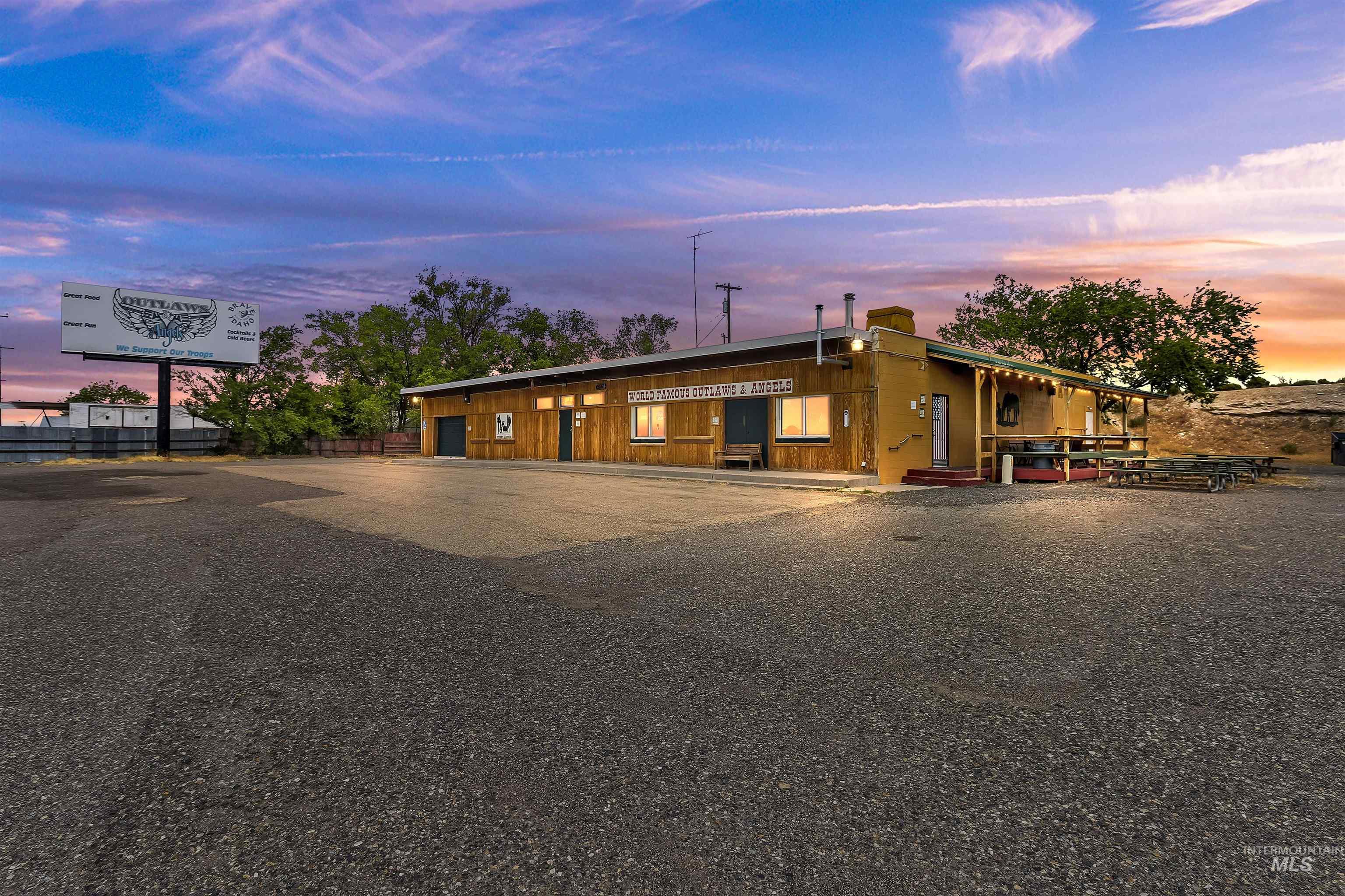 204 US-30, Bliss, Idaho 83314, Business/Commercial For Sale, Price $375,000,MLS 98936098