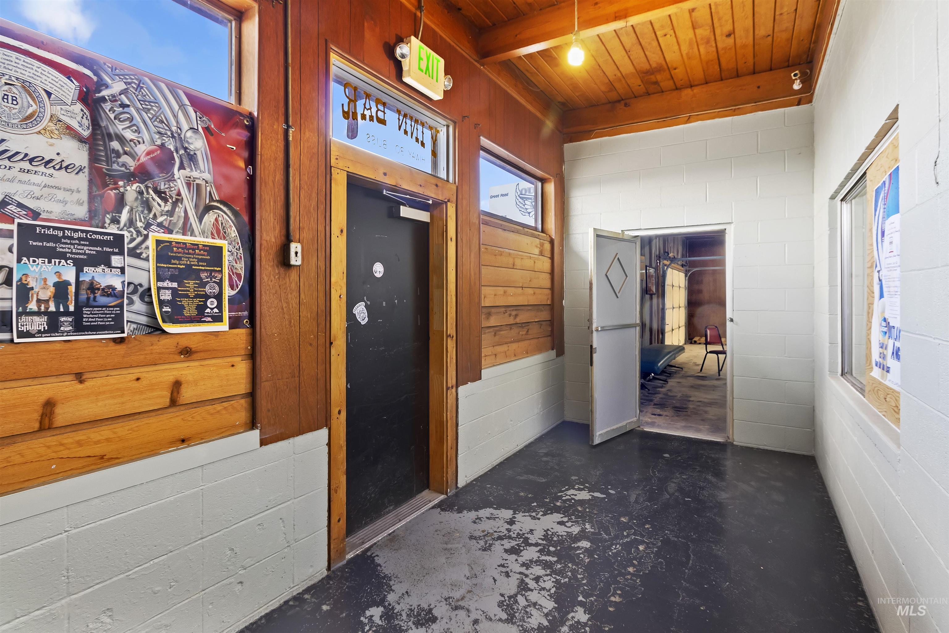 204 US-30, Bliss, Idaho 83314, Business/Commercial For Sale, Price $375,000,MLS 98936098