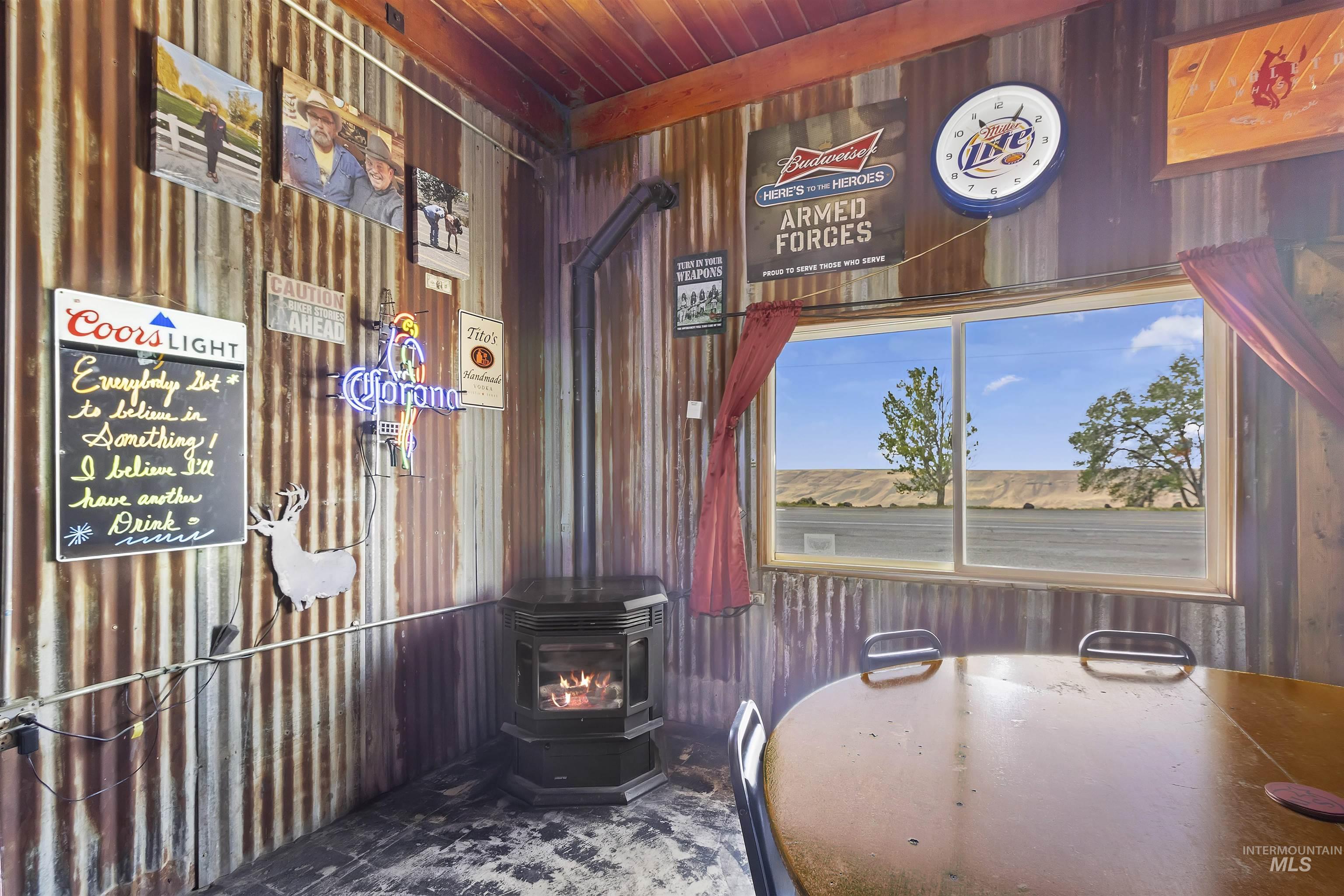 204 US-30, Bliss, Idaho 83314, Business/Commercial For Sale, Price $375,000,MLS 98936098