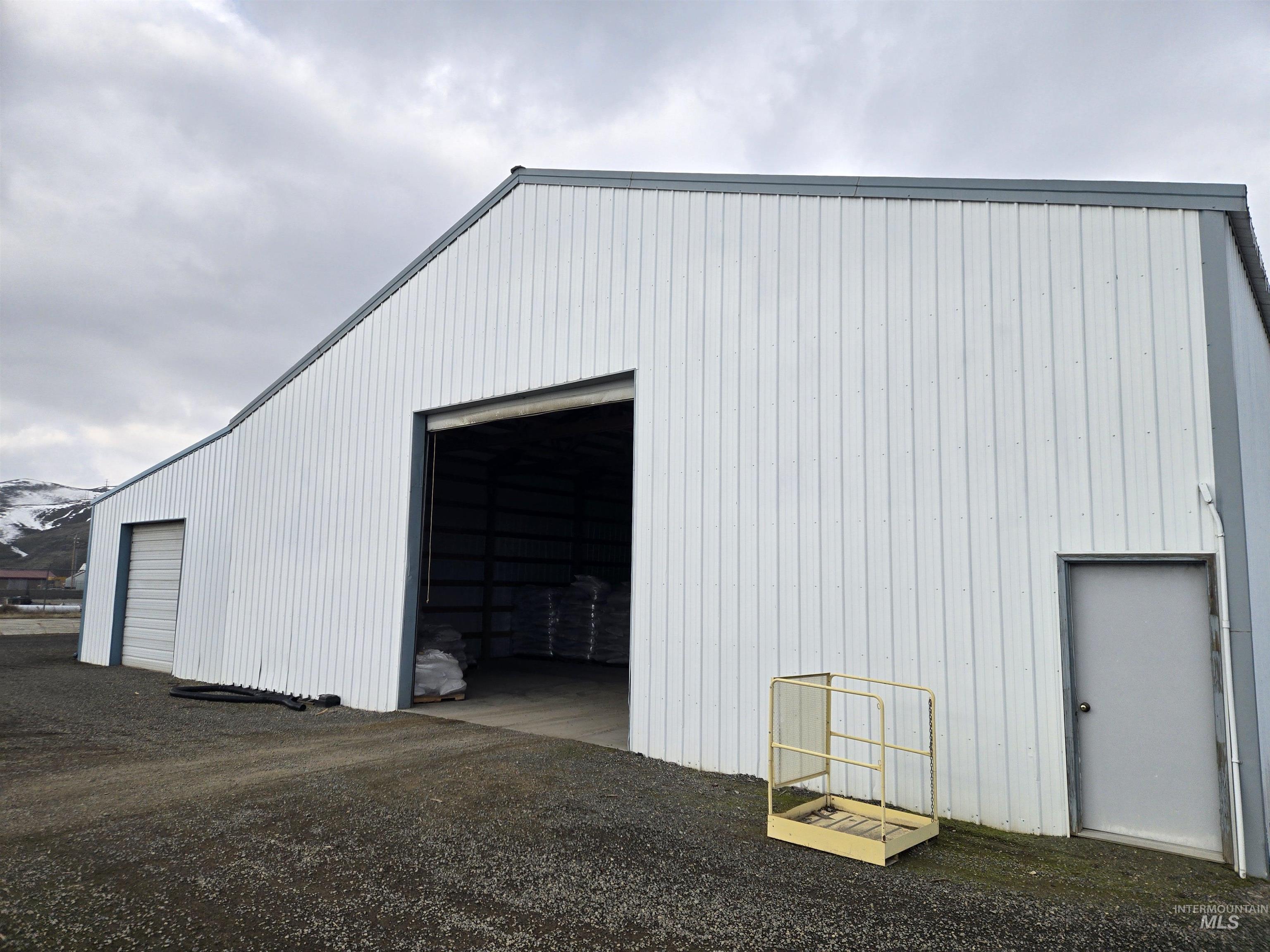 1265 Port Way, Clarkston, Washington 99403, Business/Commercial For Sale, Price $550,000,MLS 98936158