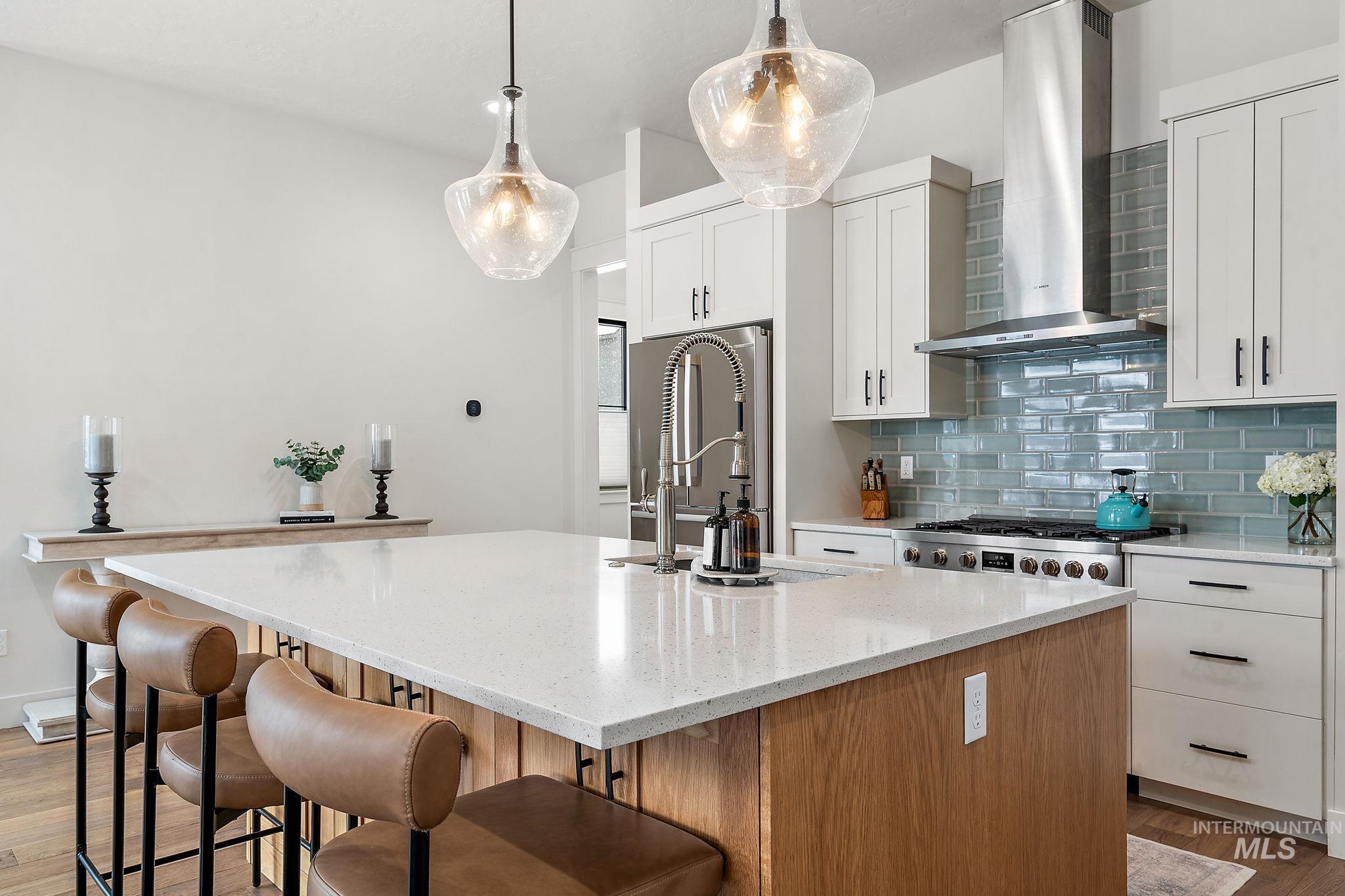 2550 W Iron Coop Street, Eagle, Idaho 83616, 3 Bedrooms, 2.5 Bathrooms, Residential For Sale, Price $650,000,MLS 98936302