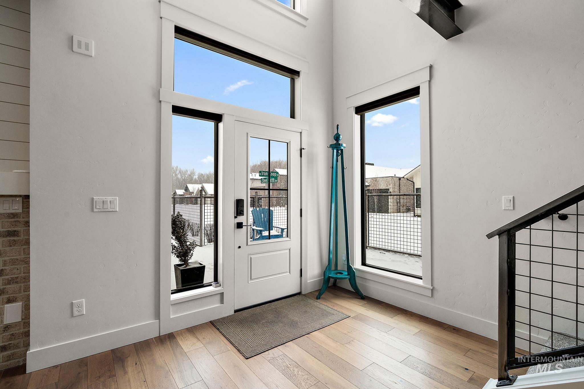 2550 W Iron Coop Street, Eagle, Idaho 83616, 3 Bedrooms, 2.5 Bathrooms, Residential For Sale, Price $650,000,MLS 98936302