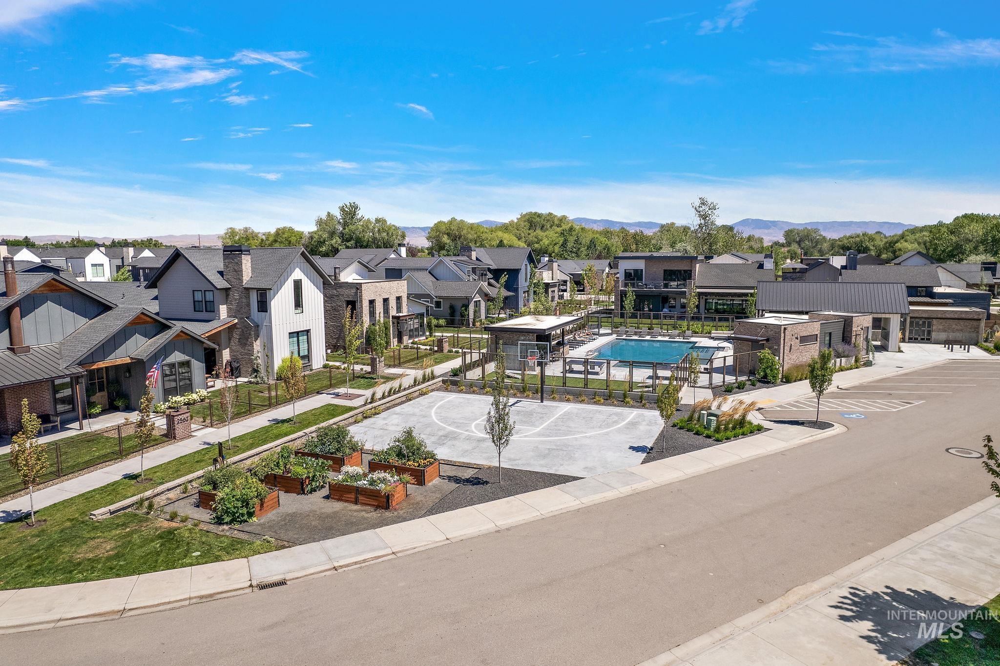 2550 W Iron Coop Street, Eagle, Idaho 83616, 3 Bedrooms, 2.5 Bathrooms, Residential For Sale, Price $650,000,MLS 98936302