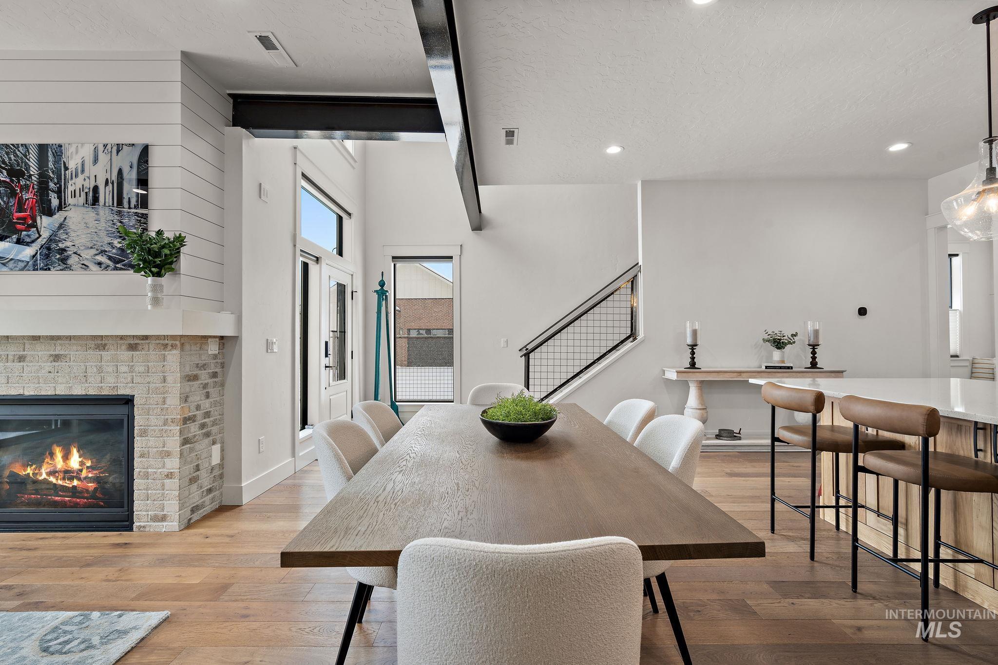 2550 W Iron Coop Street, Eagle, Idaho 83616, 3 Bedrooms, 2.5 Bathrooms, Residential For Sale, Price $650,000,MLS 98936302