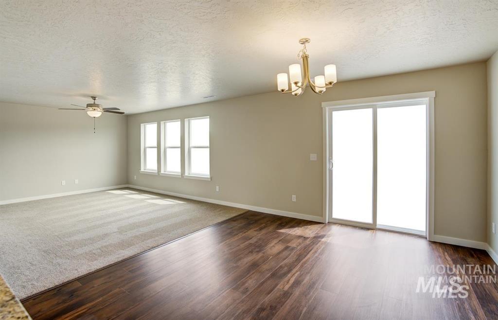 1589 Witt, Mountain Home, Idaho 83647, 3 Bedrooms, 2.5 Bathrooms, Residential For Sale, Price $369,990,MLS 98936504