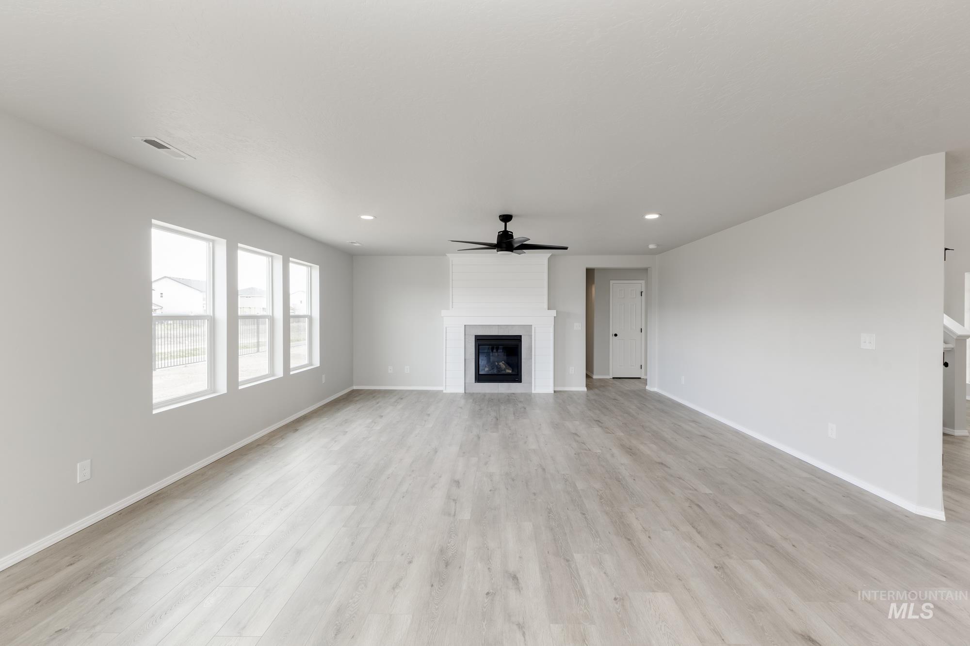 16860 Dunning Way, Caldwell, Idaho 83607, 4 Bedrooms, 3 Bathrooms, Residential For Sale, Price $519,990,MLS 98936935