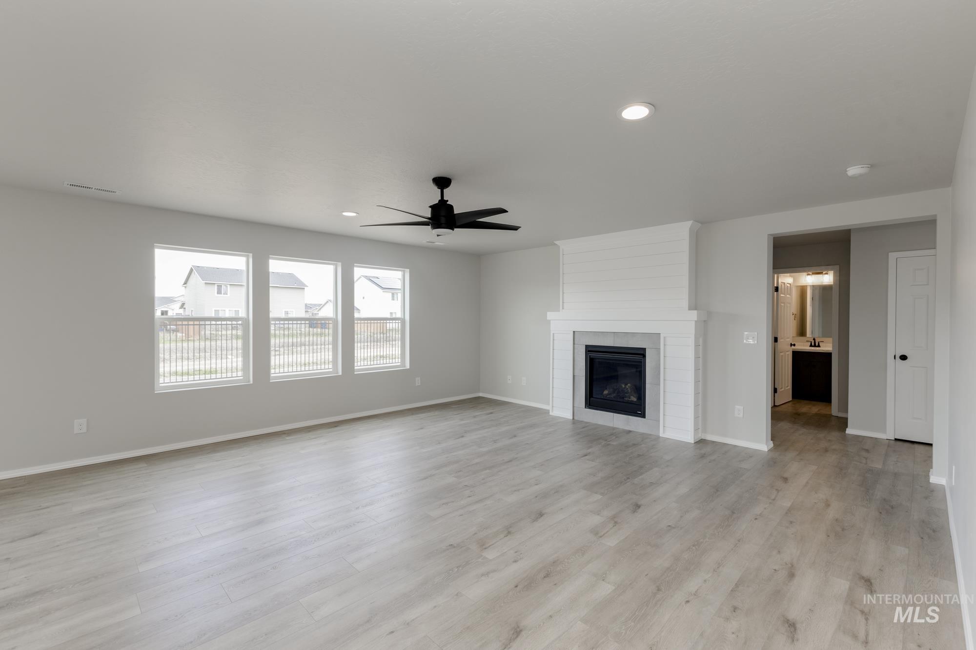 16860 Dunning Way, Caldwell, Idaho 83607, 4 Bedrooms, 3 Bathrooms, Residential For Sale, Price $519,990,MLS 98936935