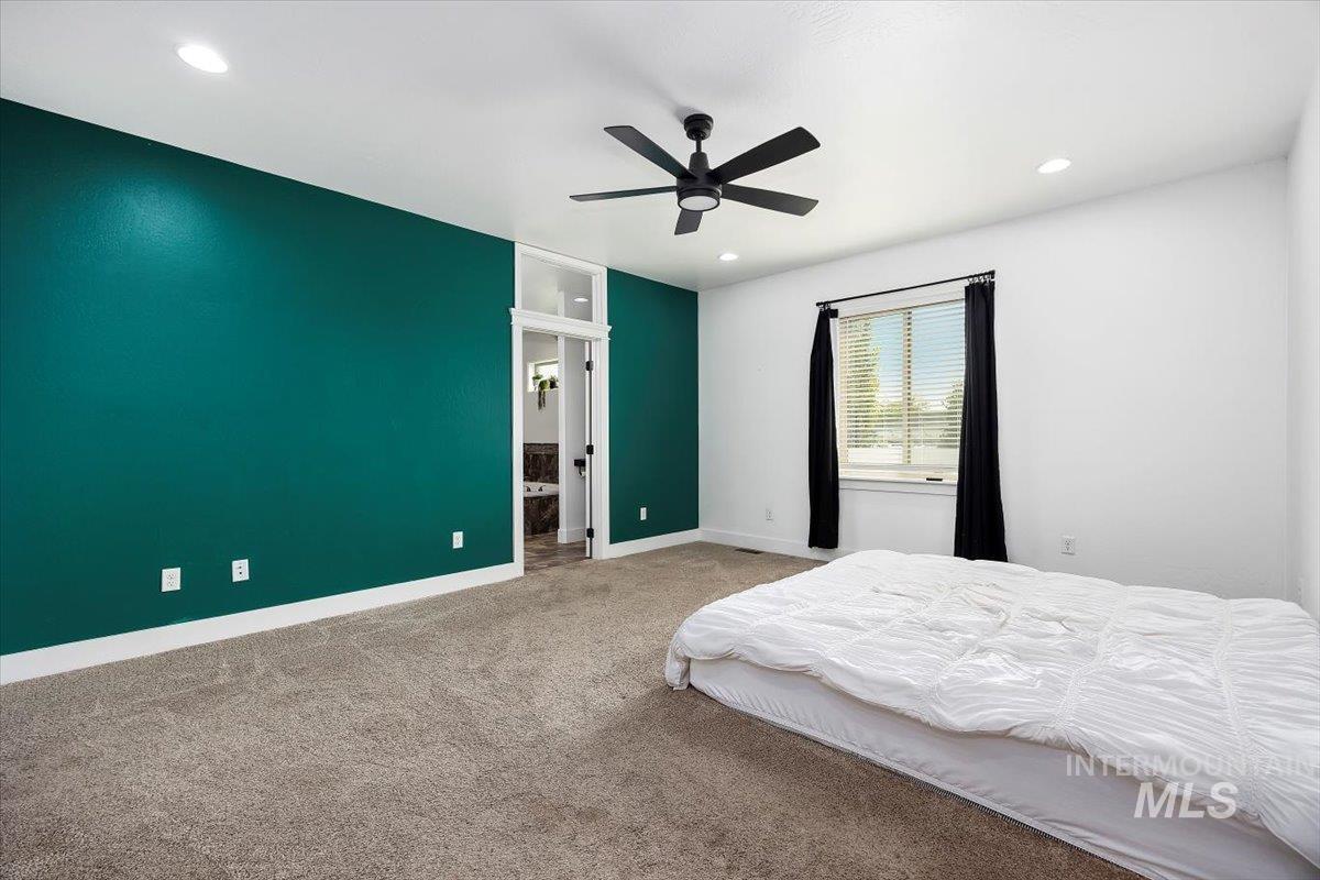 565 Clearwater Way, Heyburn, Idaho 83336, 5 Bedrooms, 3 Bathrooms, Residential For Sale, Price $670,000,MLS 98936984