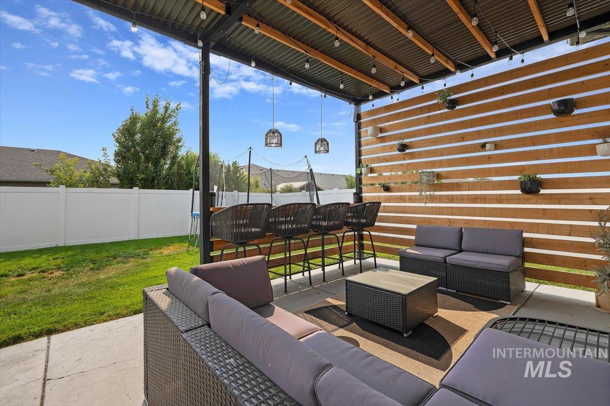 565 Clearwater Way, Heyburn, Idaho 83336, 5 Bedrooms, 3 Bathrooms, Residential For Sale, Price $670,000,MLS 98936984