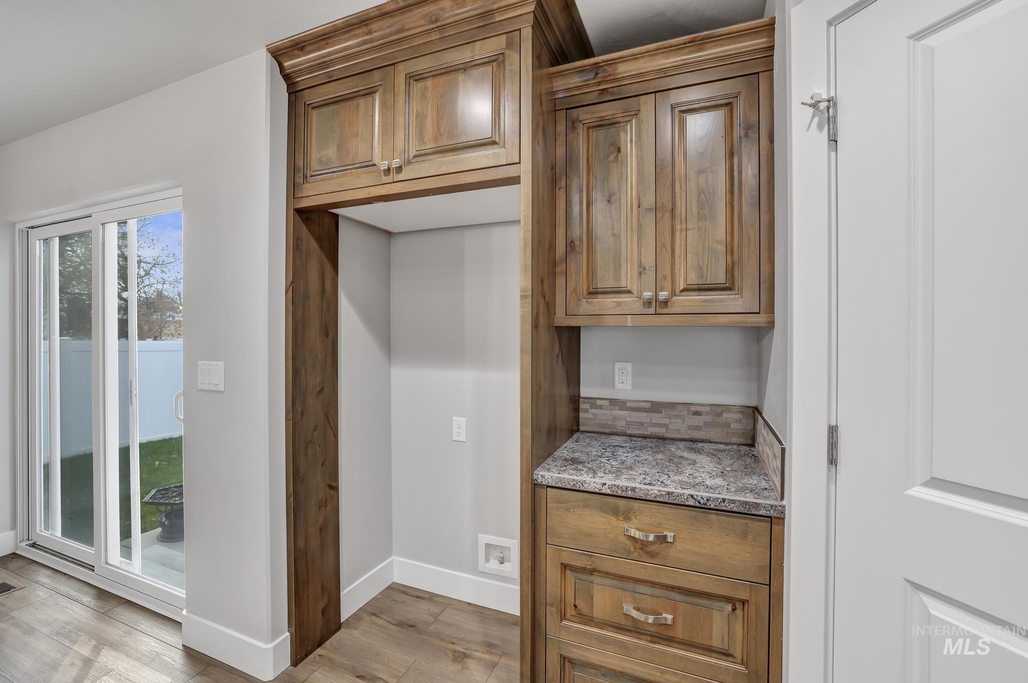 175 Woody Way, Jerome, Idaho 83338, 4 Bedrooms, 2.5 Bathrooms, Residential For Sale, Price $359,000,MLS 98937645