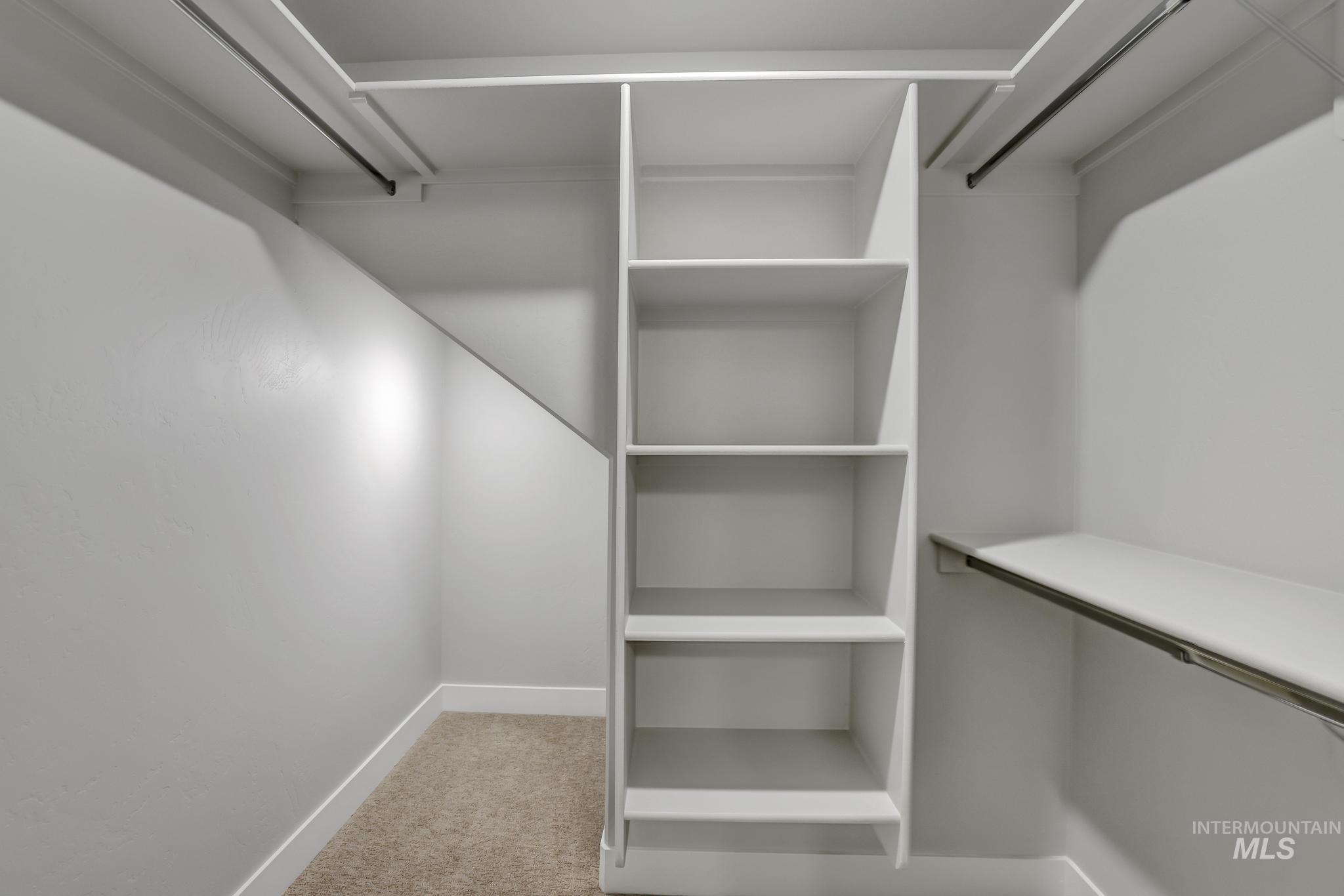 175 Woody Way, Jerome, Idaho 83338, 4 Bedrooms, 2.5 Bathrooms, Residential For Sale, Price $359,000,MLS 98937645