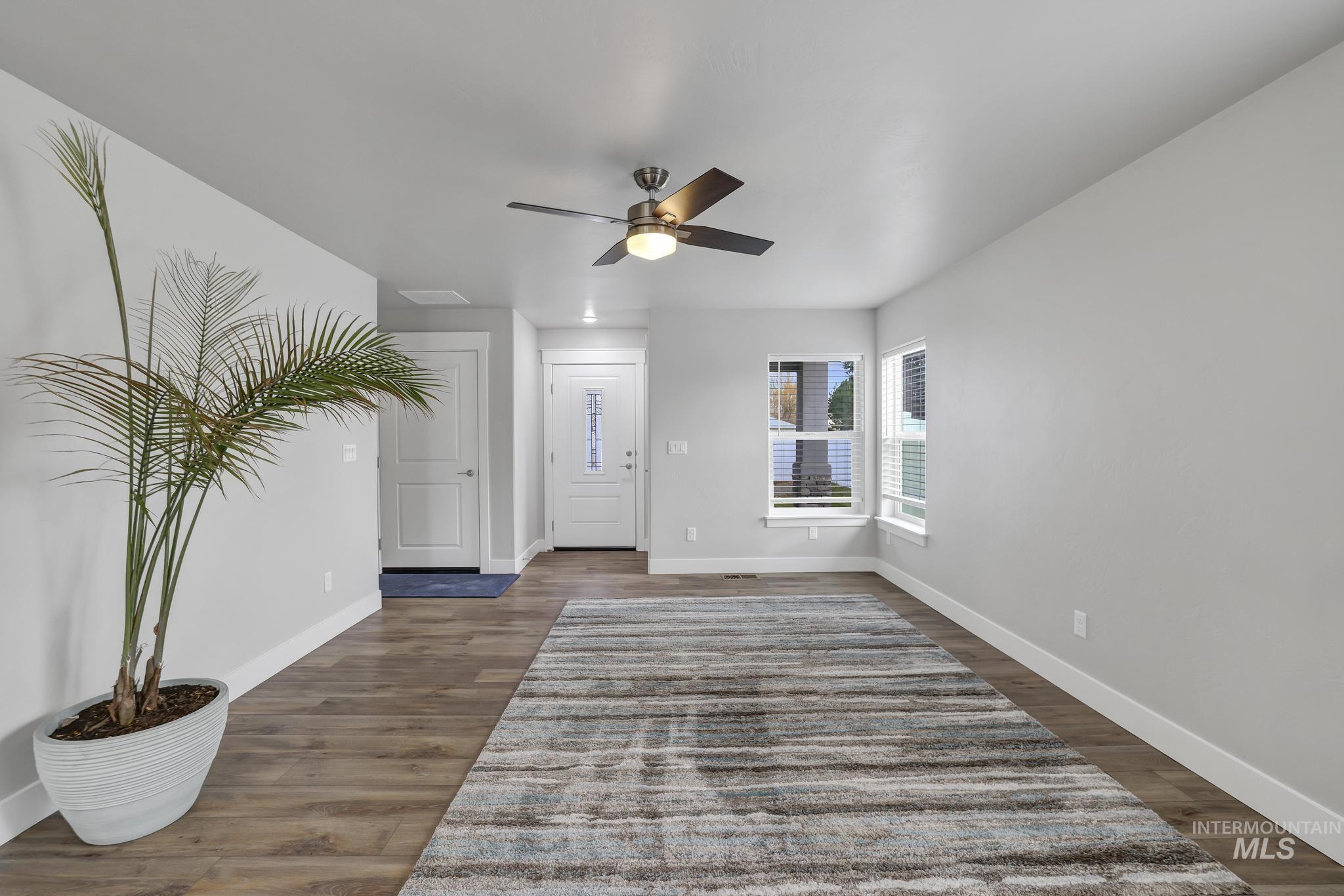 171 Woody Way, Jerome, Idaho 83338, 4 Bedrooms, 2.5 Bathrooms, Residential For Sale, Price $359,900,MLS 98937646