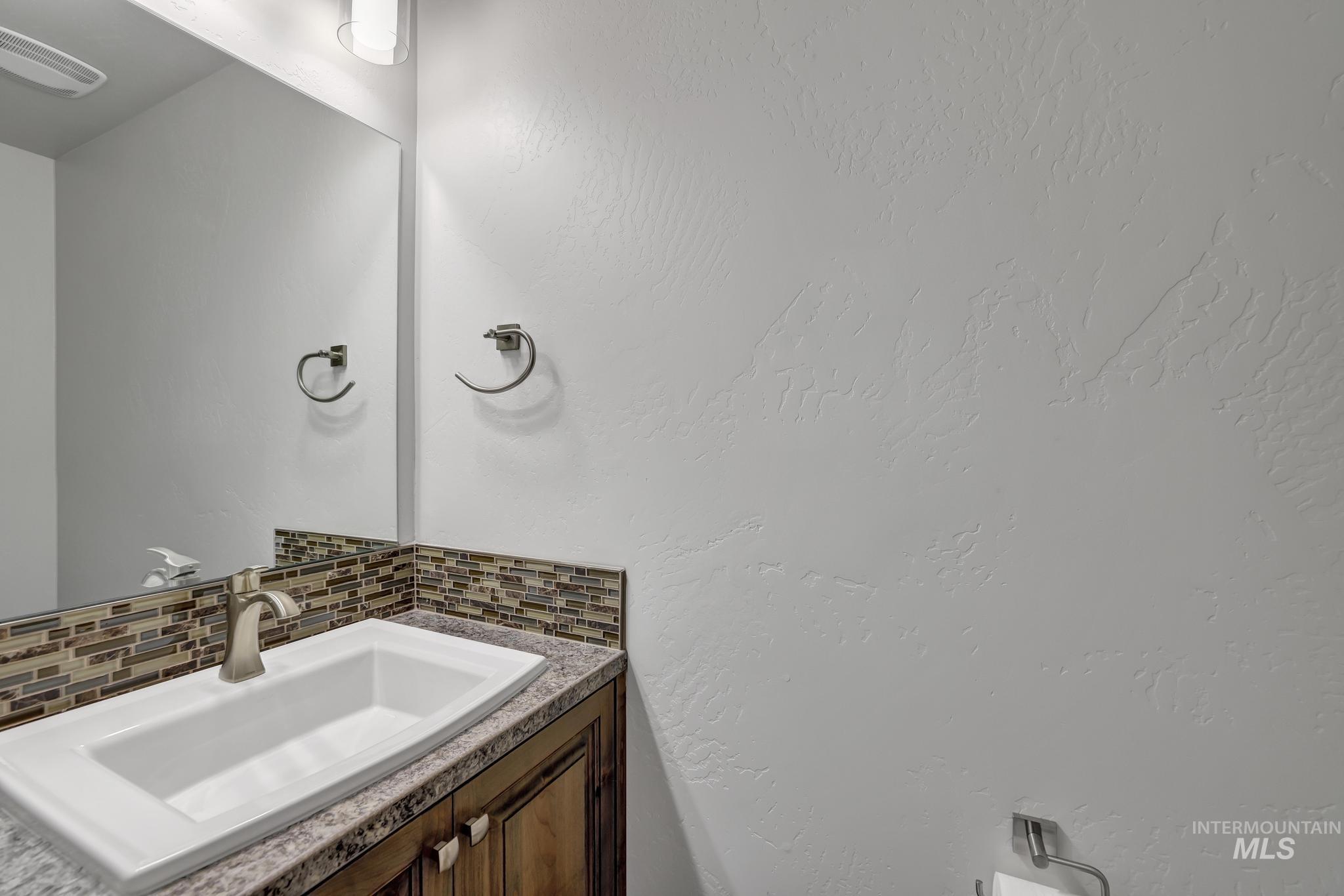 171 Woody Way, Jerome, Idaho 83338, 4 Bedrooms, 2.5 Bathrooms, Residential For Sale, Price $359,900,MLS 98937646