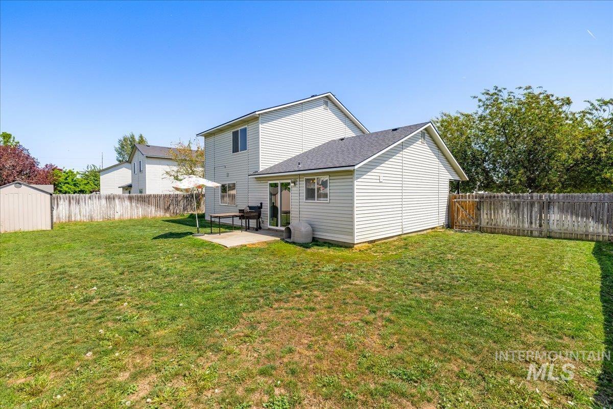 1621 S Woodland Dr, Nampa, Idaho 83686, 3 Bedrooms, 2.5 Bathrooms, Residential For Sale, Price $379,900,MLS 98937741