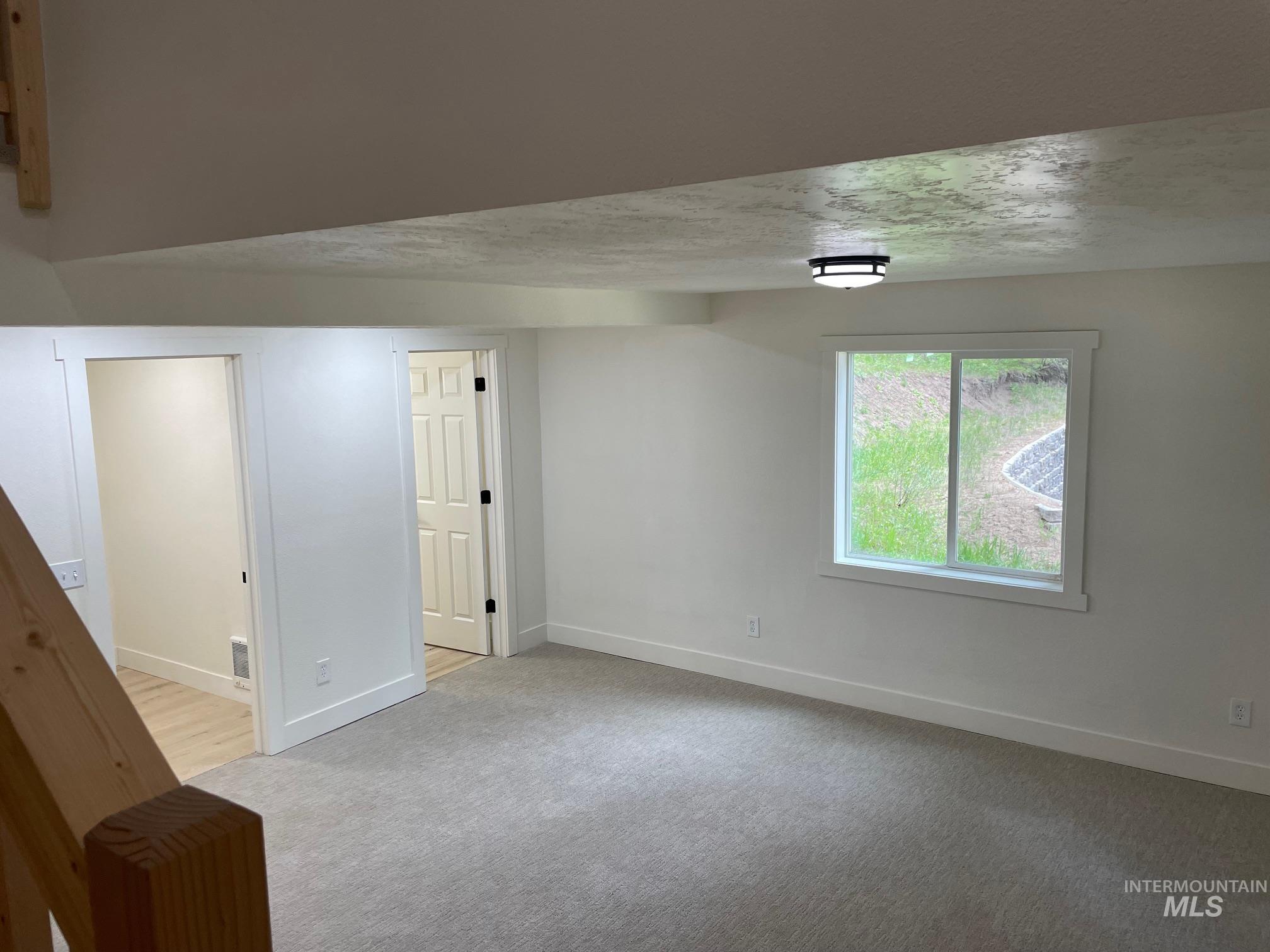 199 Scriver Woods Rd, Garden Valley, Idaho 83622, 3 Bedrooms, 3 Bathrooms, Residential For Sale, Price $499,999,MLS 98937776