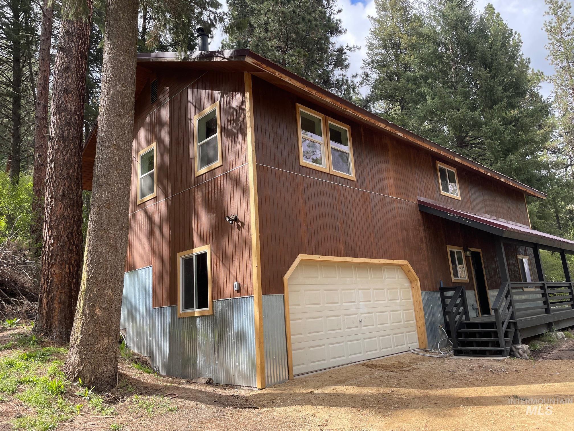 199 Scriver Woods Rd, Garden Valley, Idaho 83622, 3 Bedrooms, 3 Bathrooms, Residential For Sale, Price $499,999,MLS 98937776