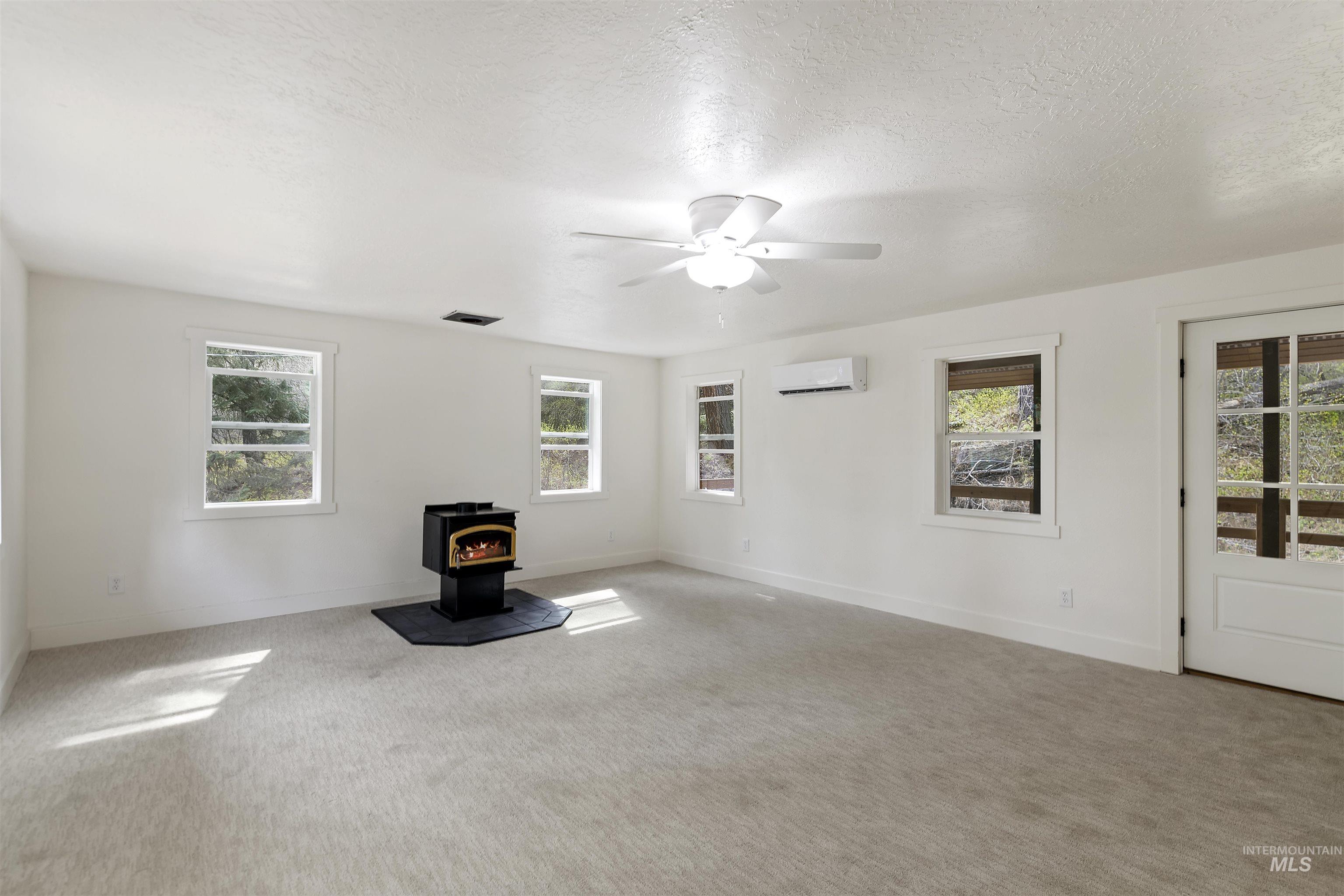 199 Scriver Woods Rd, Garden Valley, Idaho 83622, 3 Bedrooms, 3 Bathrooms, Residential For Sale, Price $499,999,MLS 98937776