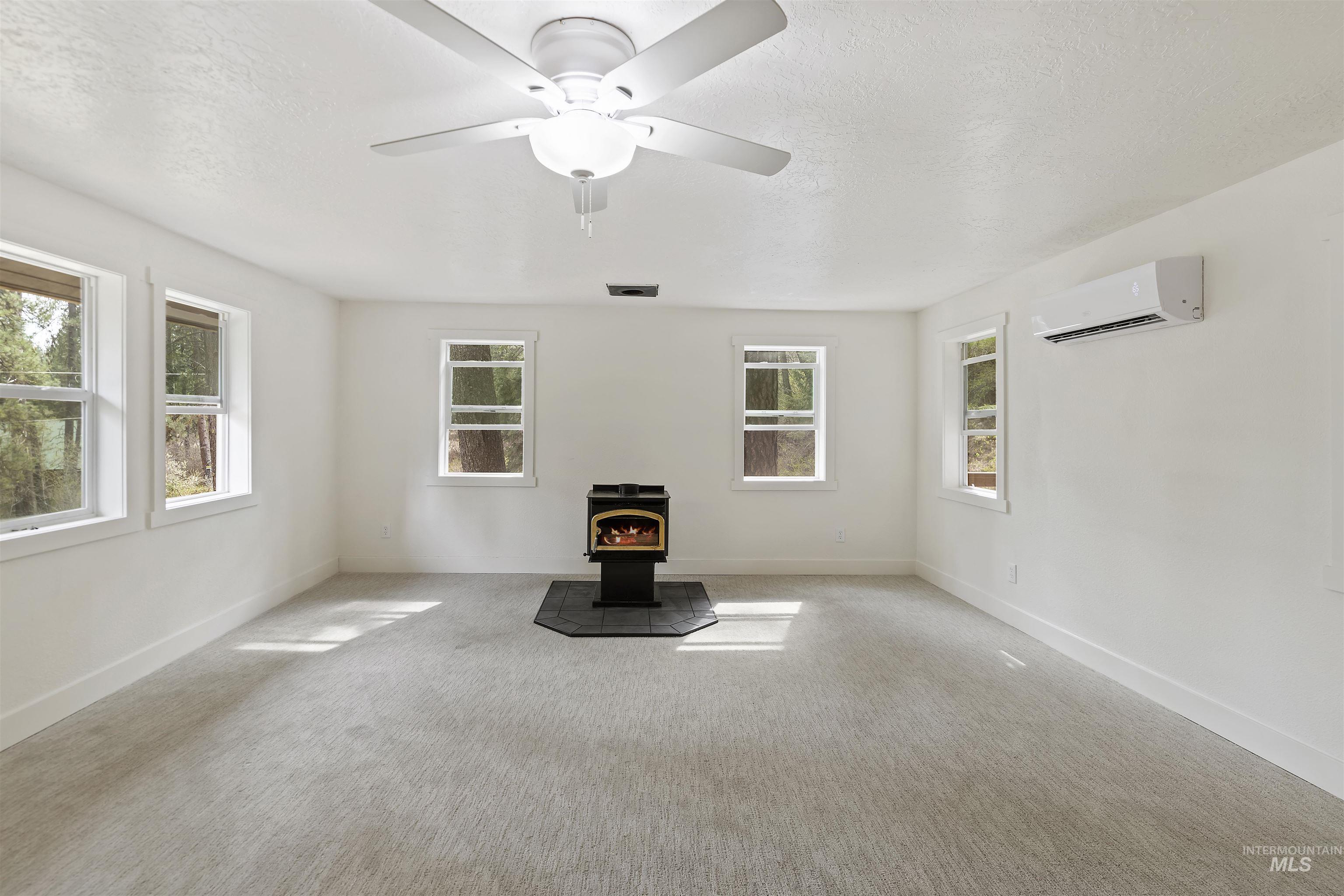 199 Scriver Woods Rd, Garden Valley, Idaho 83622, 3 Bedrooms, 3 Bathrooms, Residential For Sale, Price $499,999,MLS 98937776