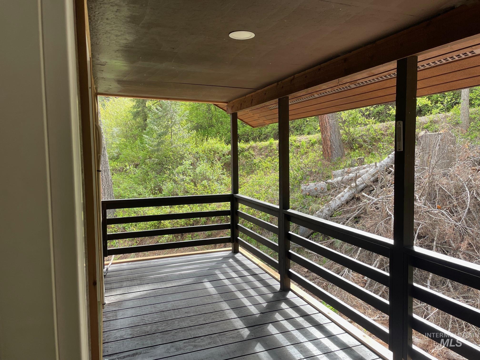 199 Scriver Woods Rd, Garden Valley, Idaho 83622, 3 Bedrooms, 3 Bathrooms, Residential For Sale, Price $499,999,MLS 98937776