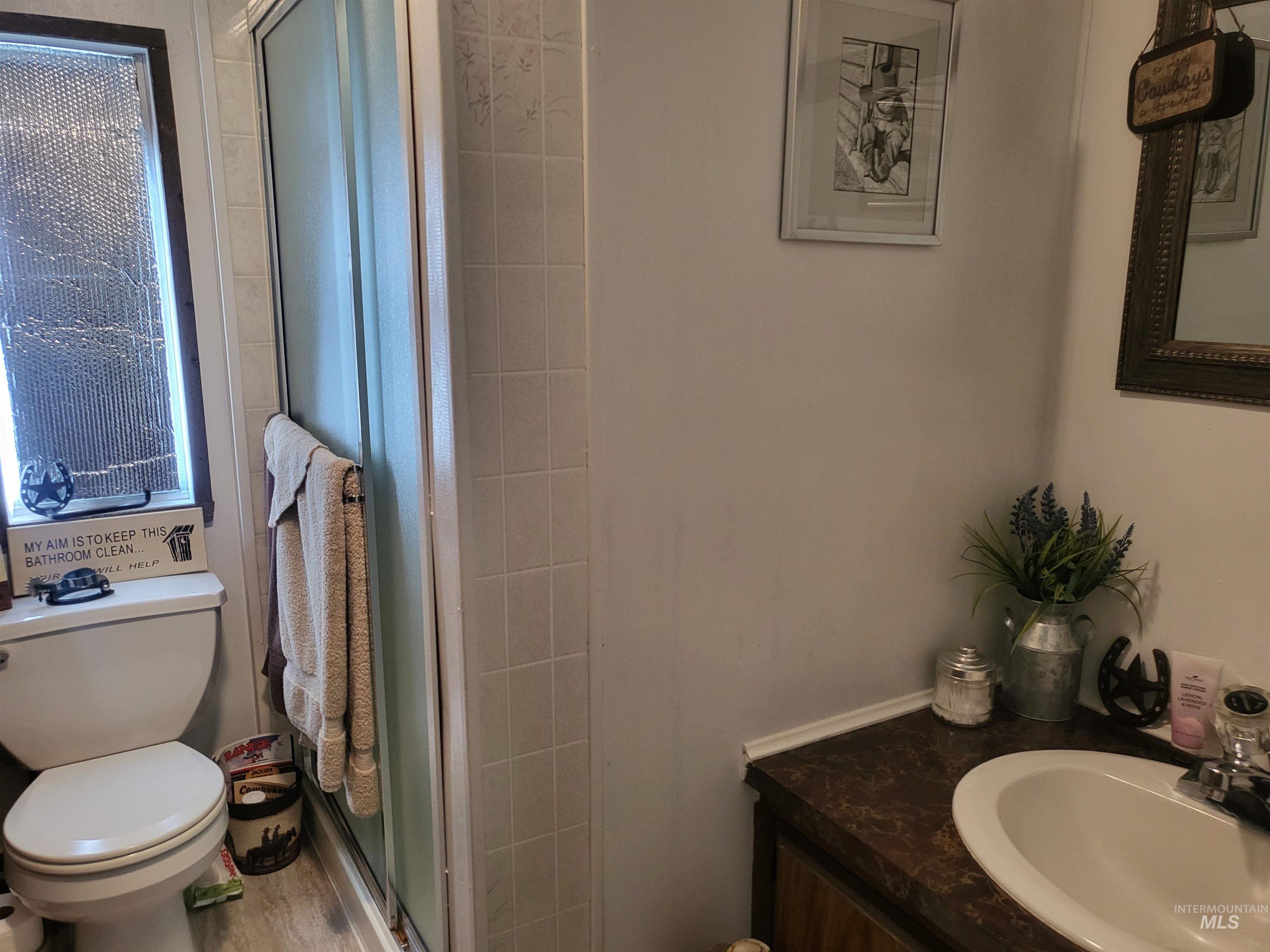 2015 6th Ave #324C, Clarkston, Idaho 99403, 2 Bedrooms, 2 Bathrooms, Residential For Sale, Price $69,000,MLS 98937851