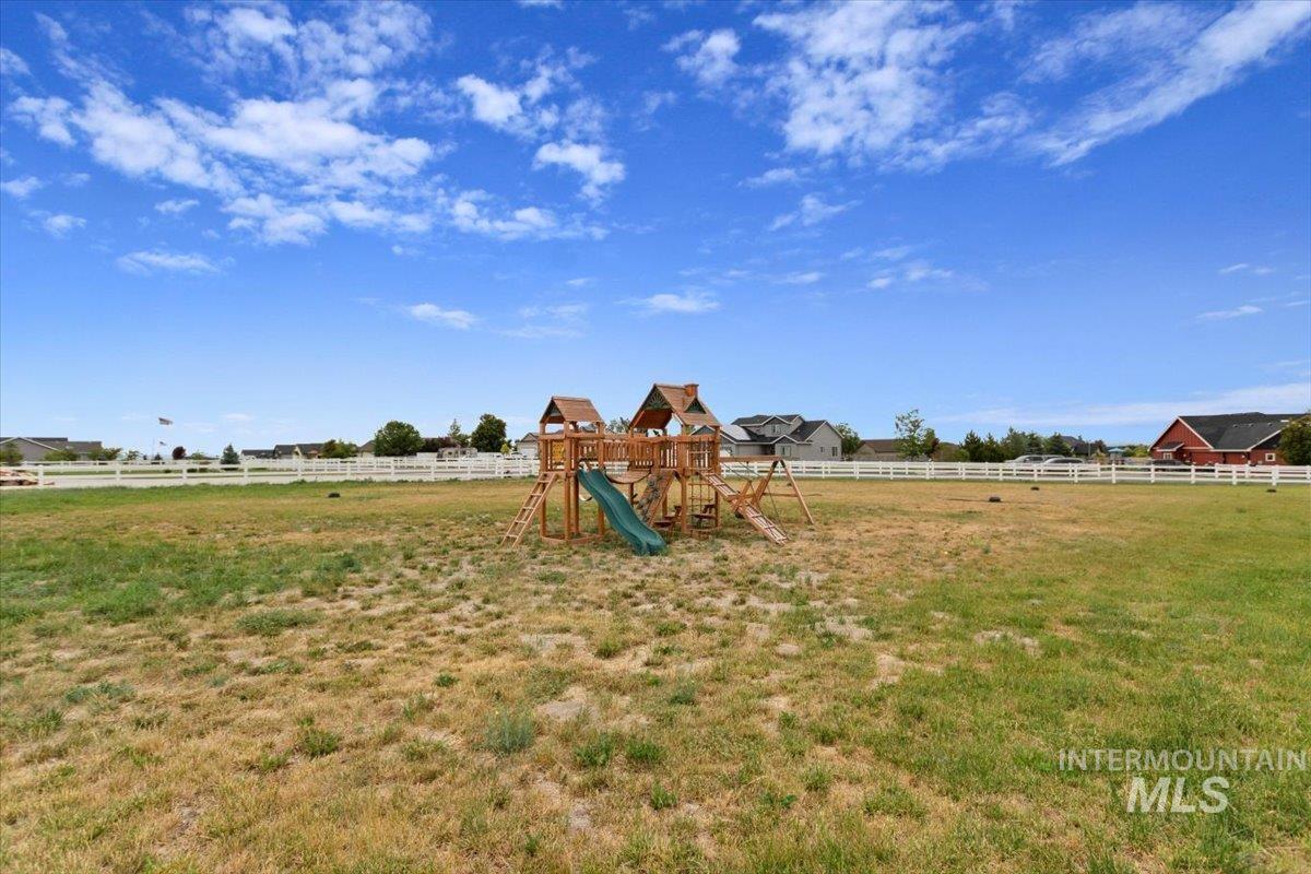 2468 E 3805 N, Filer, Idaho 83328, 4 Bedrooms, 2 Bathrooms, Residential For Sale, Price $569,900,MLS 98937862