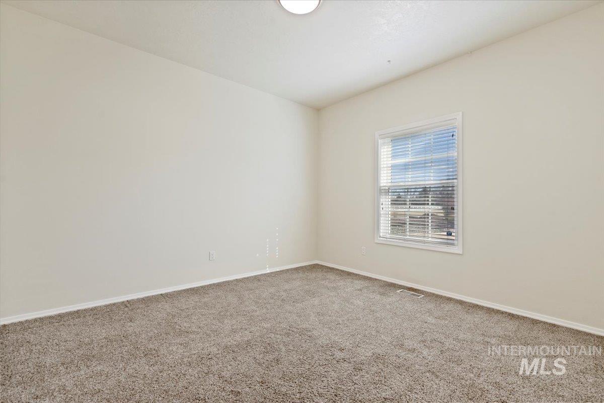 7825 S Chisum Way, Meridian, Idaho 83642-7172, 3 Bedrooms, 2 Bathrooms, Residential For Sale, Price $855,000,MLS 98937918