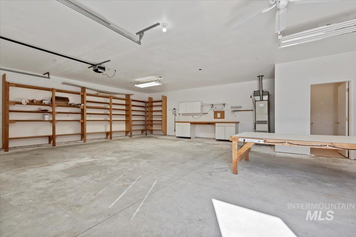 7825 S Chisum Way, Meridian, Idaho 83642-7172, 3 Bedrooms, 2 Bathrooms, Residential For Sale, Price $855,000,MLS 98937918