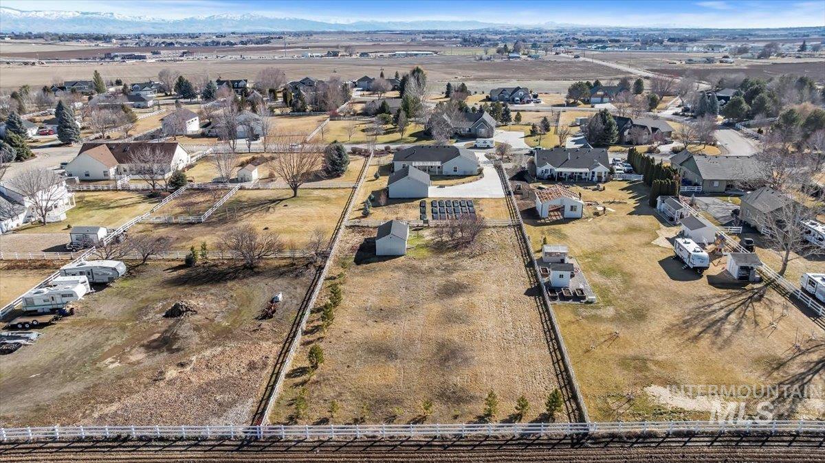 7825 S Chisum Way, Meridian, Idaho 83642-7172, 3 Bedrooms, 2 Bathrooms, Residential For Sale, Price $855,000,MLS 98937918