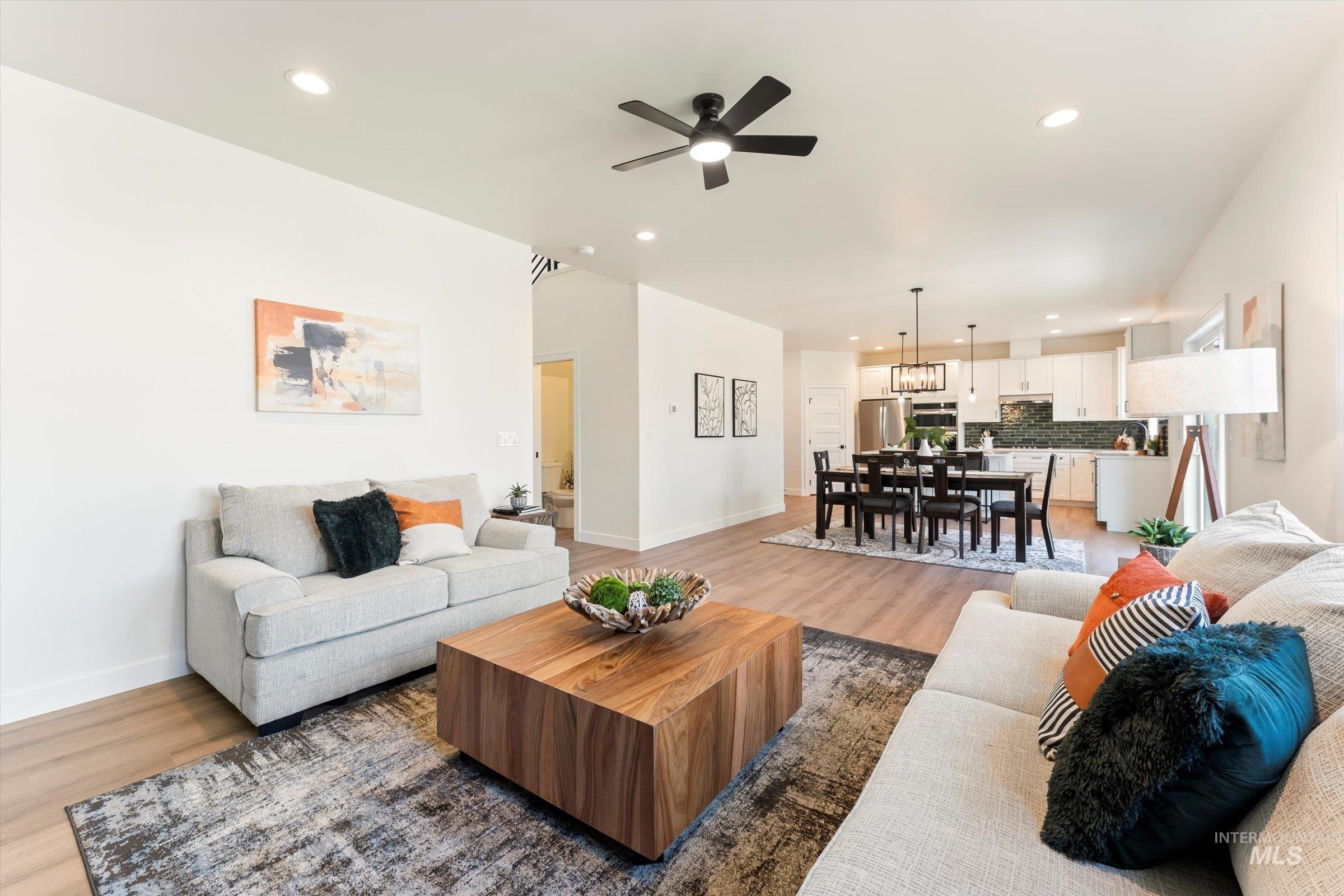 7125 & 7123 W USTICK Rd, Boise, Idaho 83704, 4 Bedrooms, 2.5 Bathrooms, Residential Income For Sale, Price $759,000,MLS 98937948