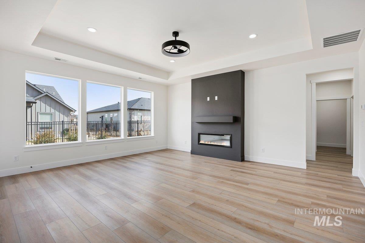 1516 Tule Dr., Twin Falls, Idaho 83301, 4 Bedrooms, 2.5 Bathrooms, Residential For Sale, Price $529,999, 98938108