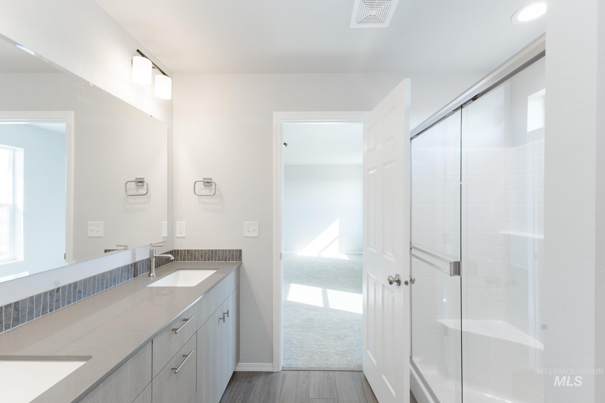 11167 Cart St, Caldwell, Idaho 83605, 4 Bedrooms, 2.5 Bathrooms, Residential For Sale, Price $462,990,MLS 98938192