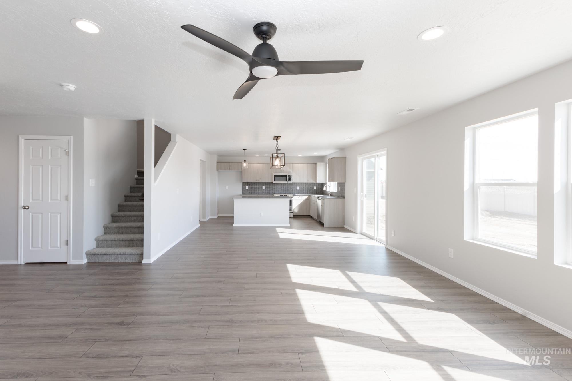 11167 Cart St, Caldwell, Idaho 83605, 4 Bedrooms, 2.5 Bathrooms, Residential For Sale, Price $462,990,MLS 98938192