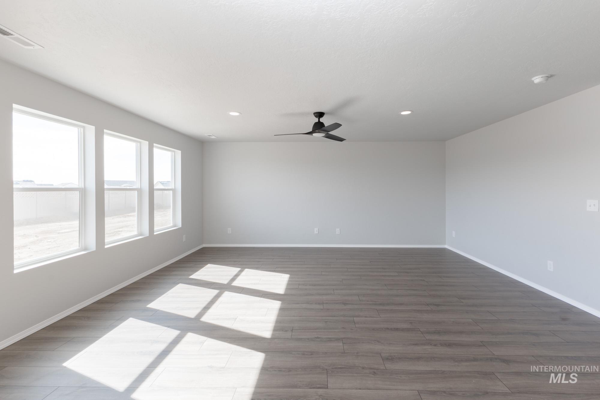 11167 Cart St, Caldwell, Idaho 83605, 4 Bedrooms, 2.5 Bathrooms, Residential For Sale, Price $462,990,MLS 98938192