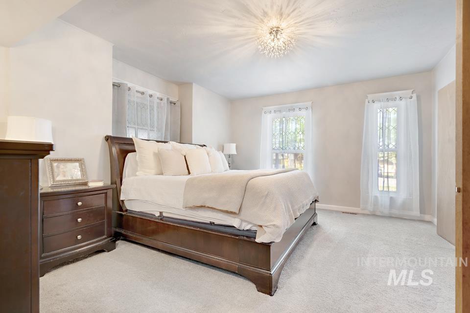 85 W Washington Ave, Cambridge, Idaho 83610, 9 Bedrooms, 2.5 Bathrooms, Residential For Sale, Price $362,000,MLS 98938279