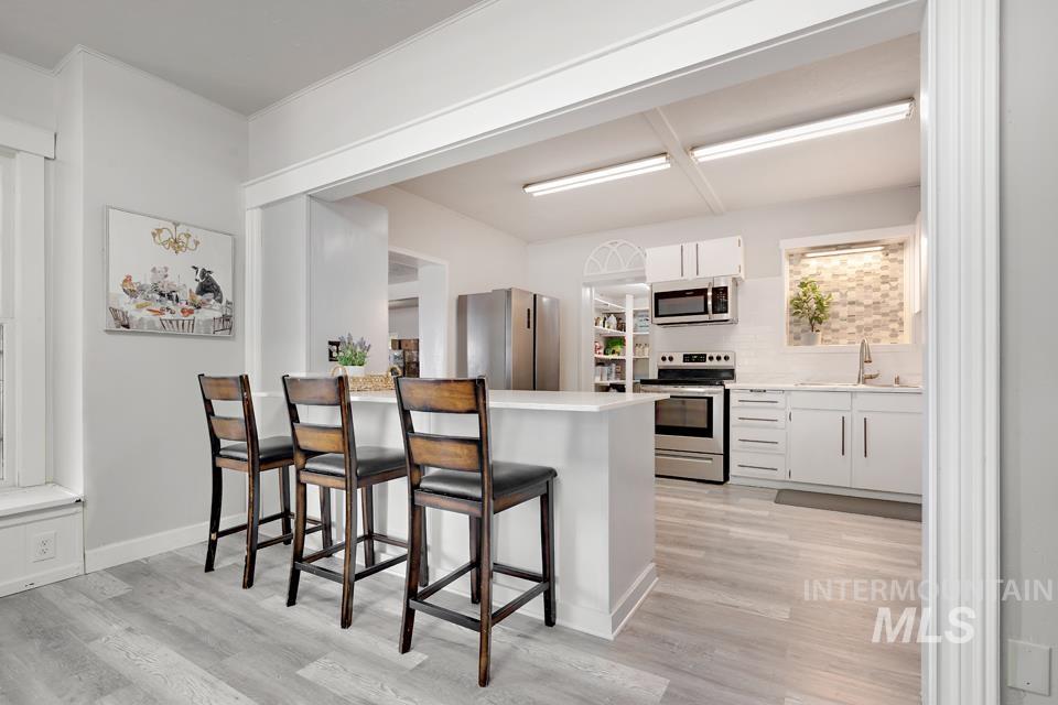 85 W Washington Ave, Cambridge, Idaho 83610, 9 Bedrooms, 2.5 Bathrooms, Residential For Sale, Price $352,000, 98938279