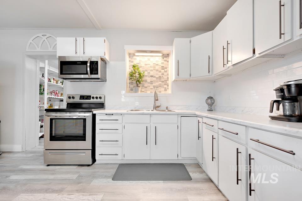 85 W Washington Ave, Cambridge, Idaho 83610, 9 Bedrooms, 2.5 Bathrooms, Residential For Sale, Price $352,000, 98938279