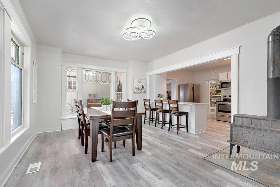 85 W Washington Ave, Cambridge, Idaho 83610, 9 Bedrooms, 2.5 Bathrooms, Residential For Sale, Price $352,000, 98938279