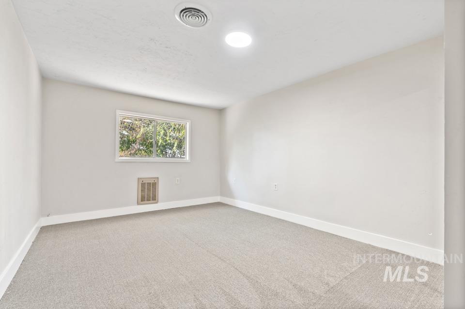 85 W Washington Ave, Cambridge, Idaho 83610, 9 Bedrooms, 2.5 Bathrooms, Residential For Sale, Price $362,000,MLS 98938279